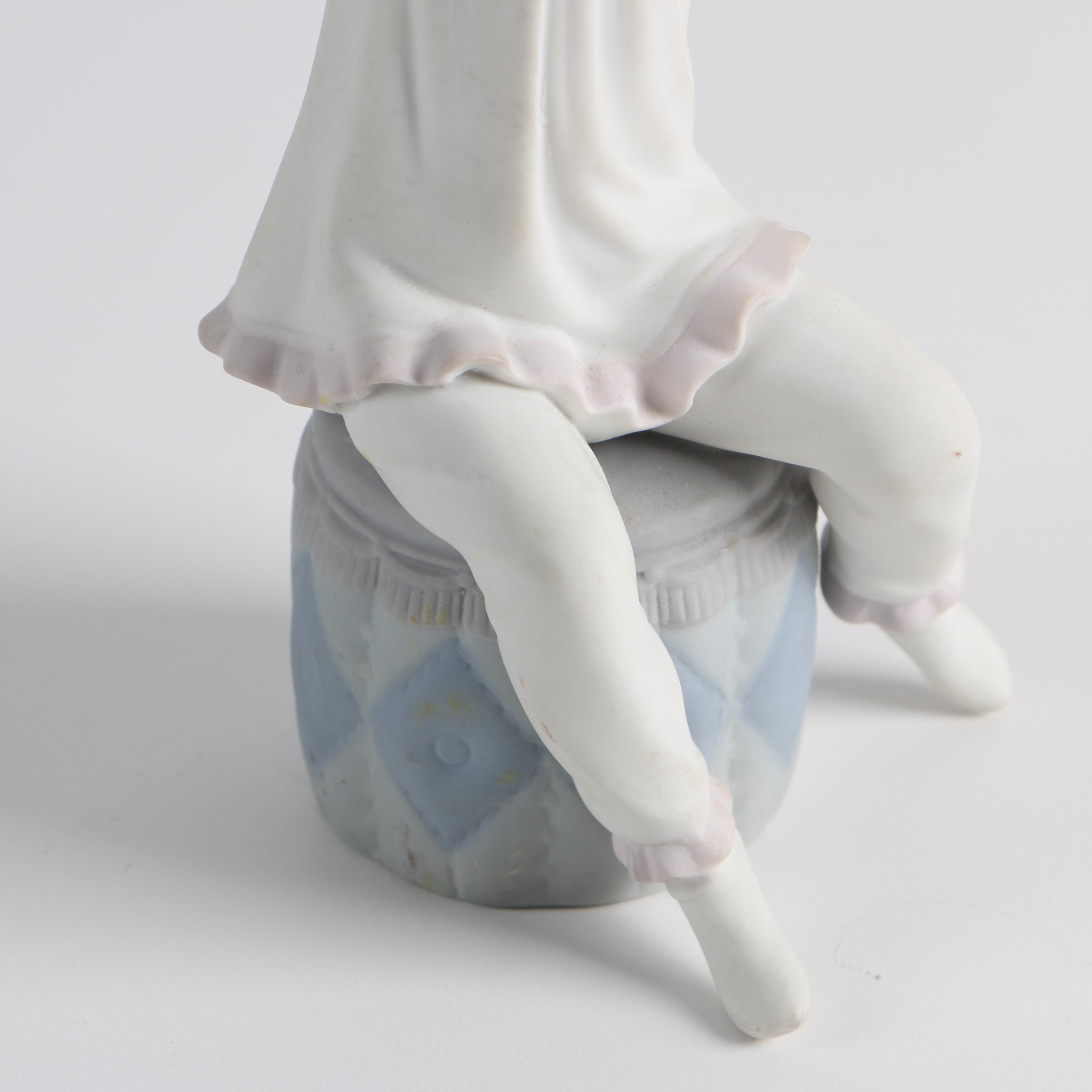 Lladró "Girl Shampooing" Bisque Figurine