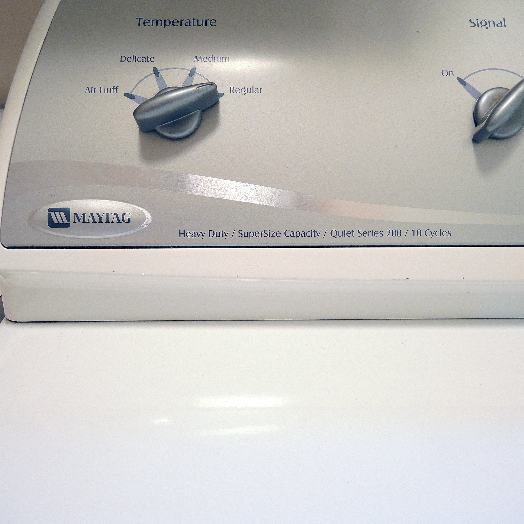 Maytag Quiet Series 200 Electric Dryer