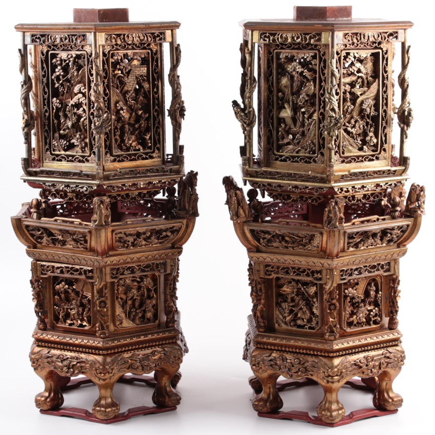 Qing Dynasty Chinese Finely Carved and Gilt Temple Stands