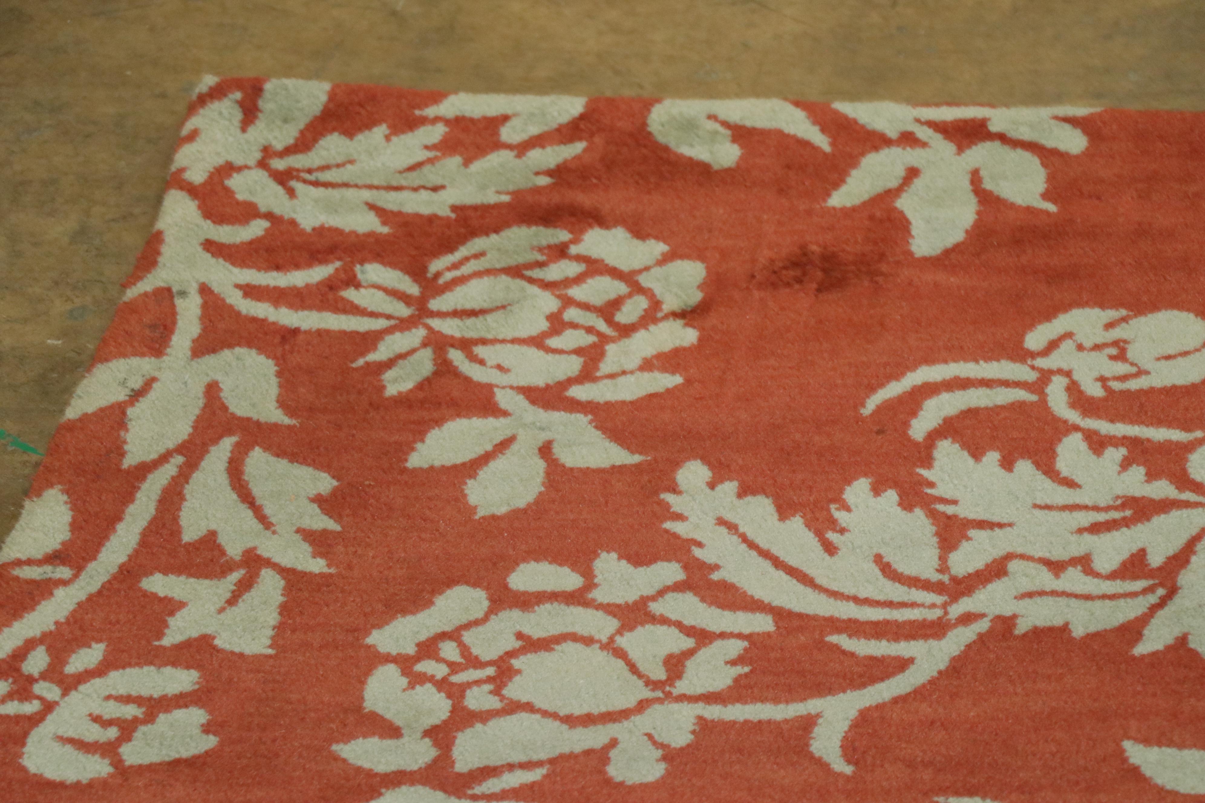 Power-Loomed Woolmark Indian Floral Area Rug