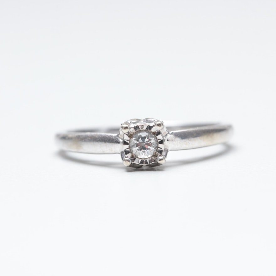 10K White Gold Diamond Ring