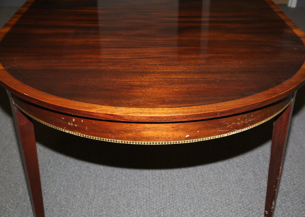 Stickley "Monroe Place" Mahogany Dining Table