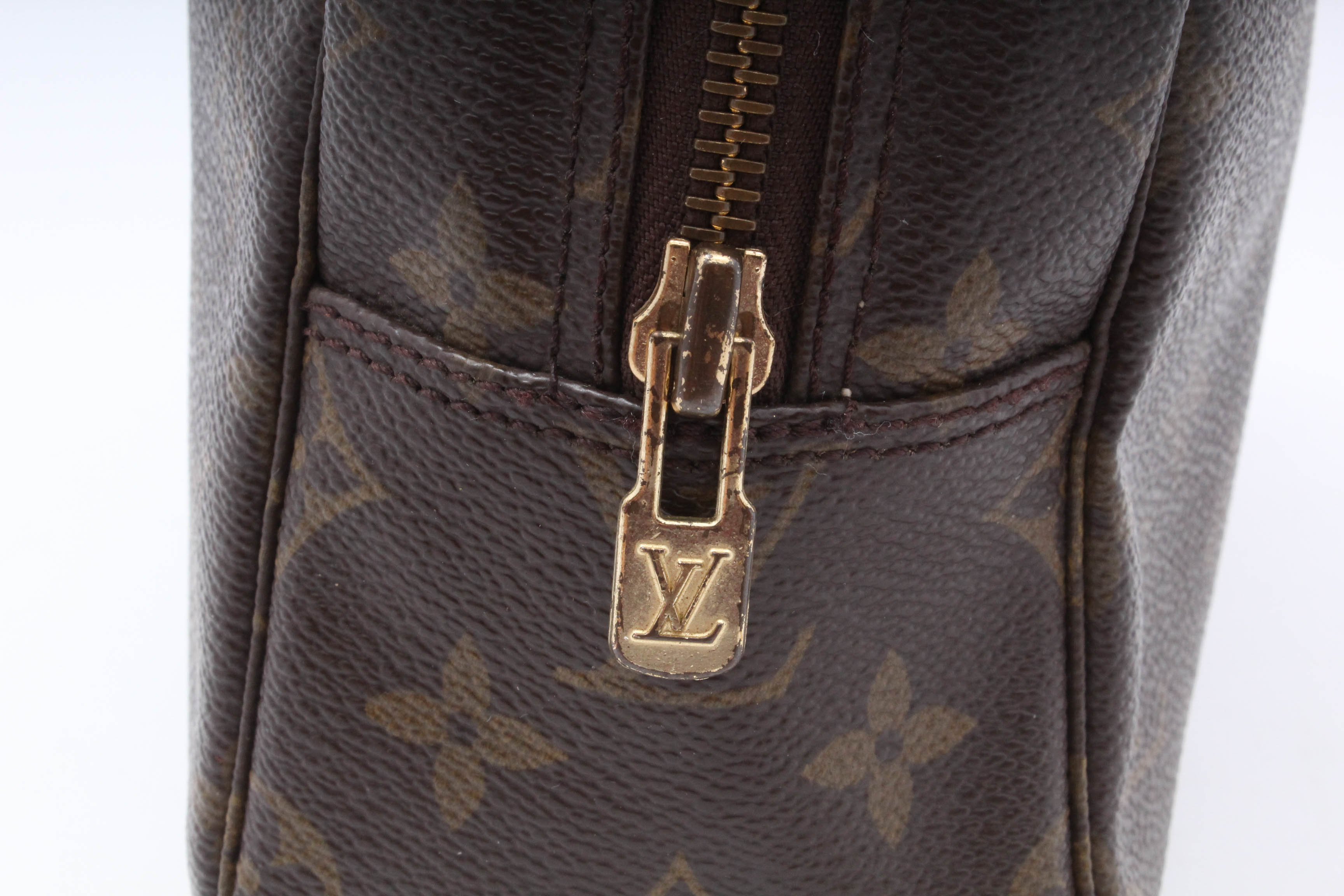 1995 Louis Vuitton Monogram Trousse Toilette