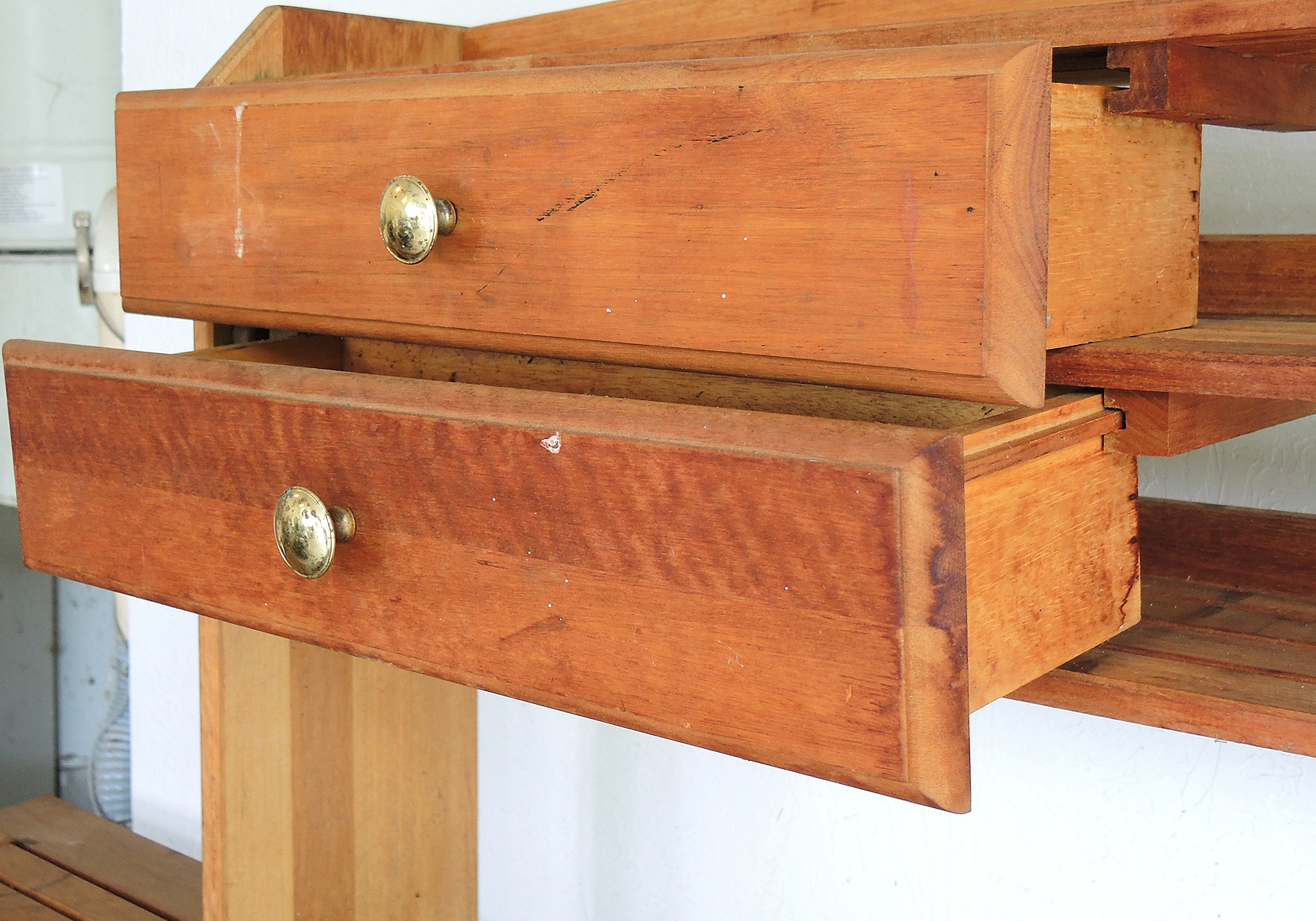 Nyatoh Wood Potting Bench