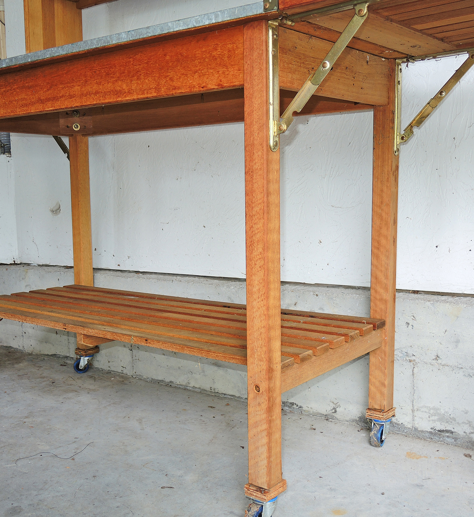 Nyatoh Wood Potting Bench
