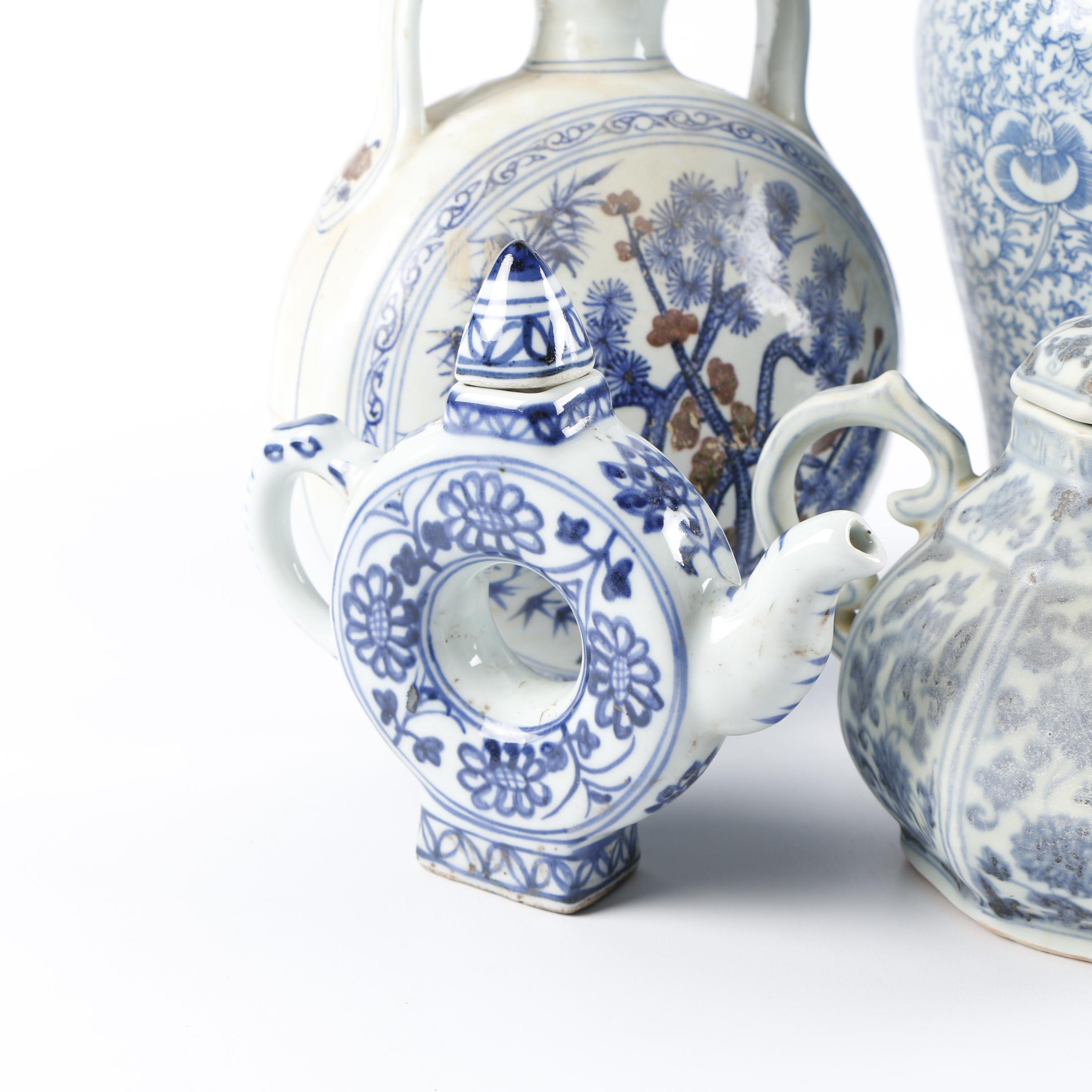 Chinese Hand-Painted Blue and White Porcelain Teapots, Vase, and Ginger Jar
