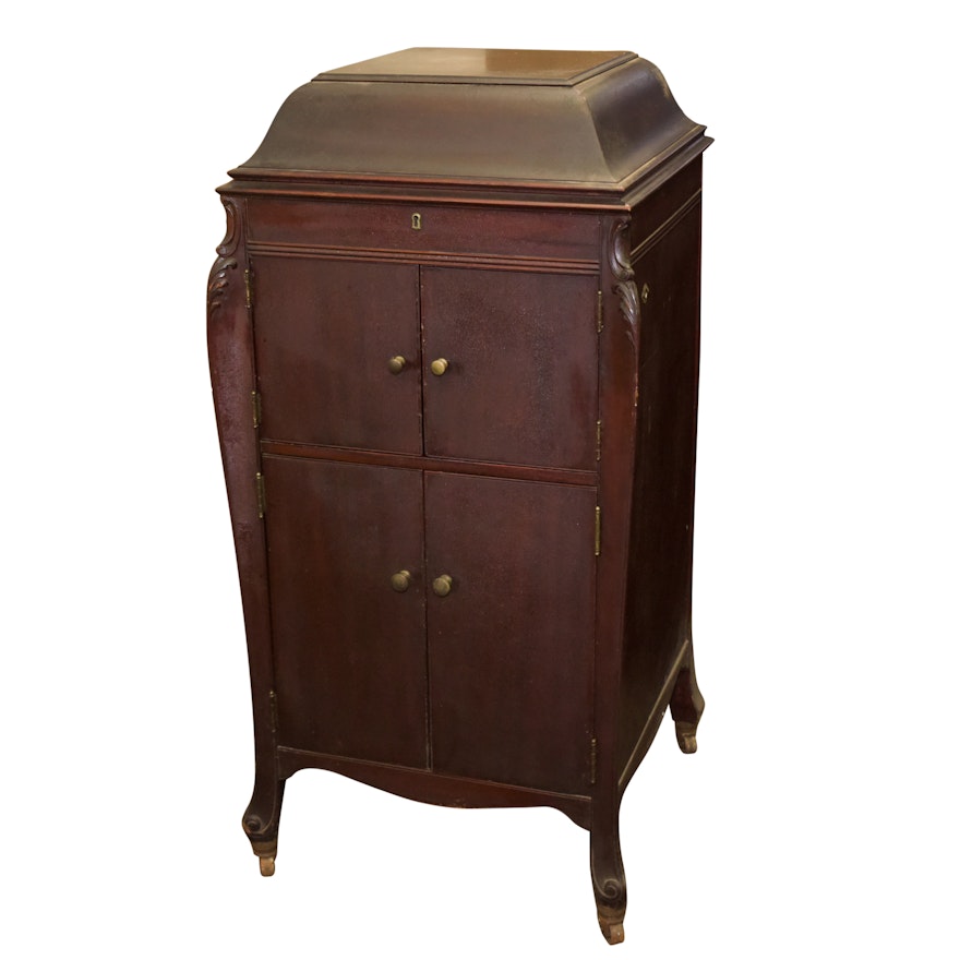 Circa 1912 Mahogany Victor-Victrola