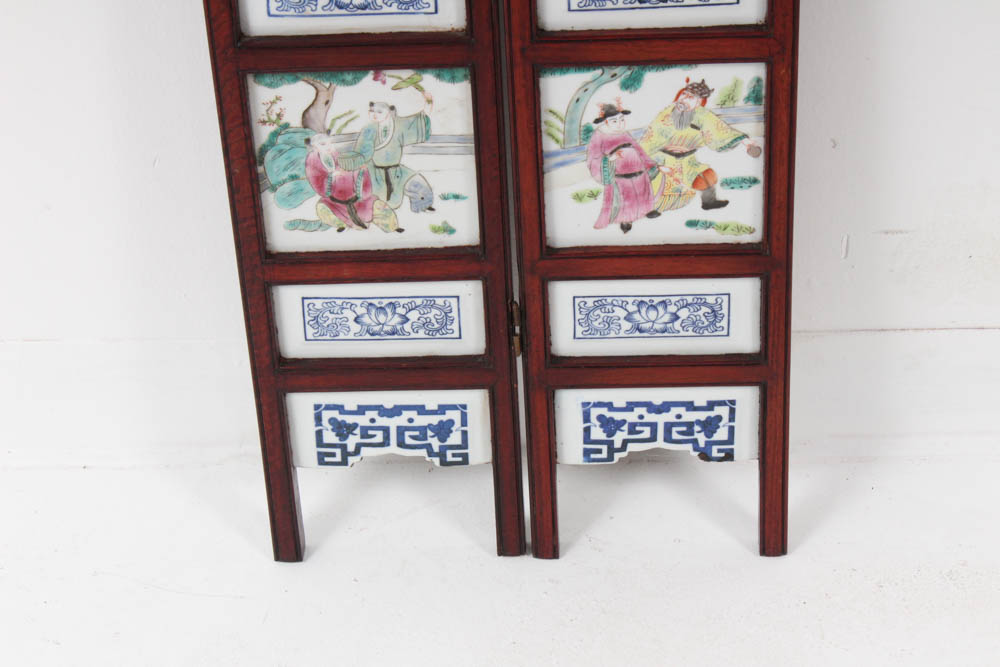 Vintage Chinese Famille Rose Porcelain Screen with Wooden Frame