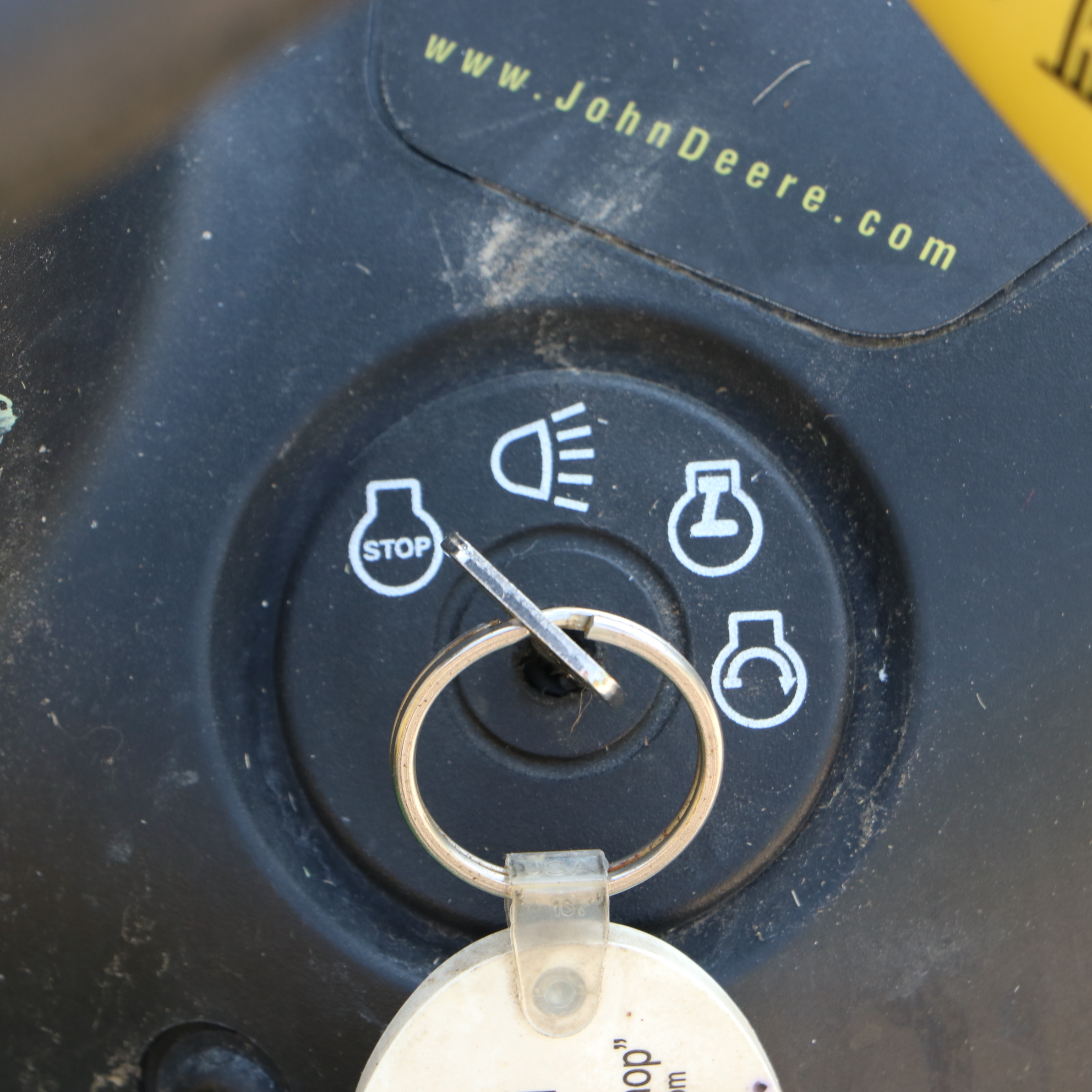 2007 John Deere LA110 Ride on Mower with Trailer