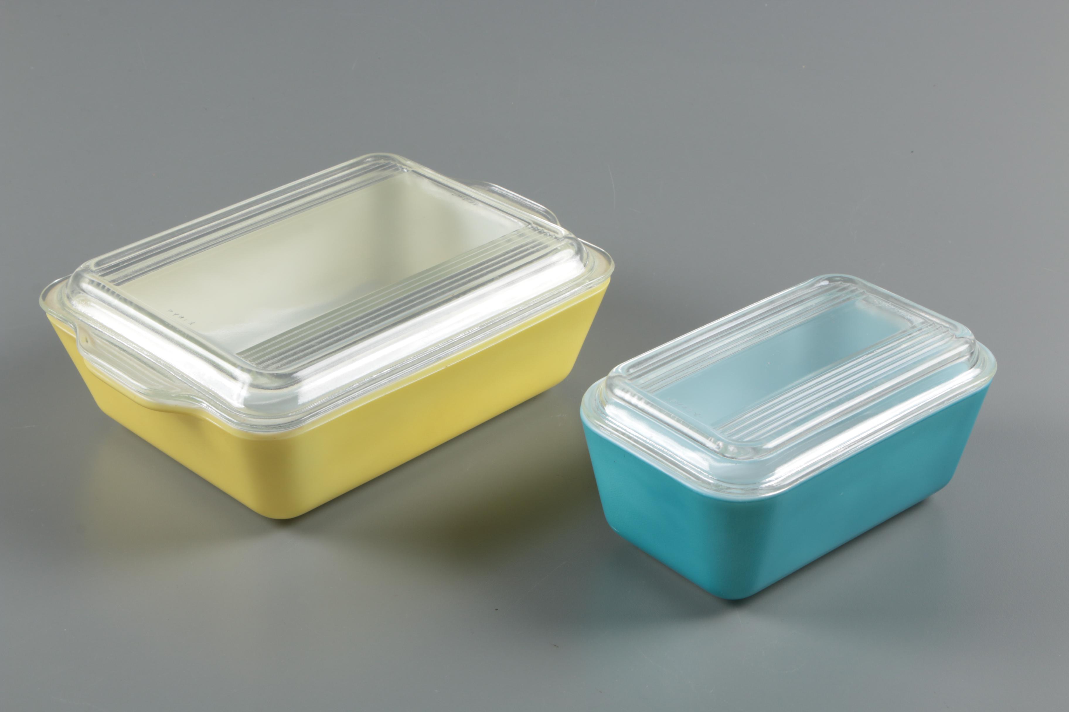 Vintage Pyrex "Primary Colors" Refrigerator Dishes, Circa 1945-49