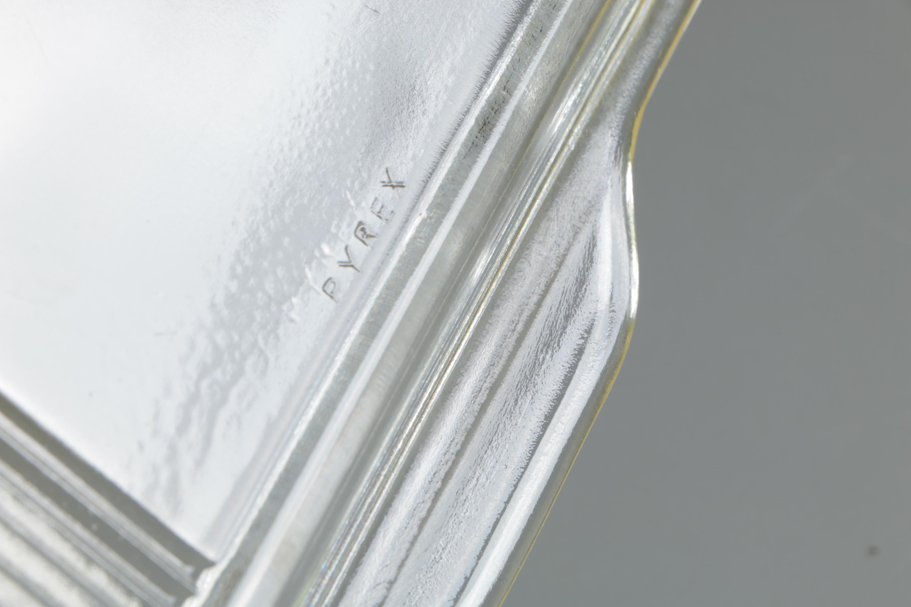 Vintage Pyrex "Primary Colors" Refrigerator Dishes, Circa 1945-49