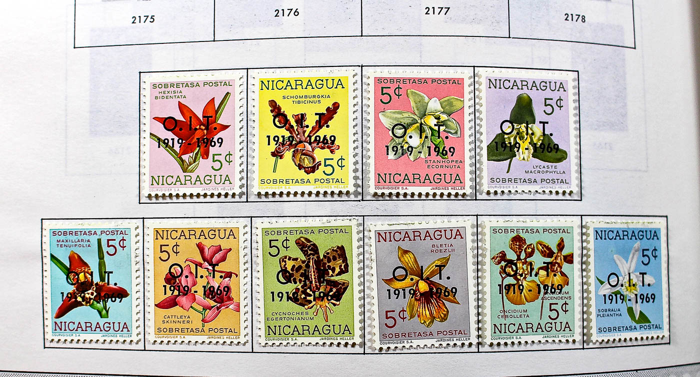 "The Supreme Global Stamp Album" Including Stamps