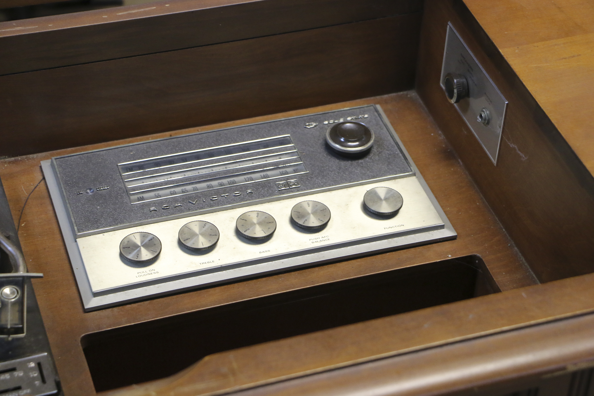 RCA New Vista Victrola Console Stereo