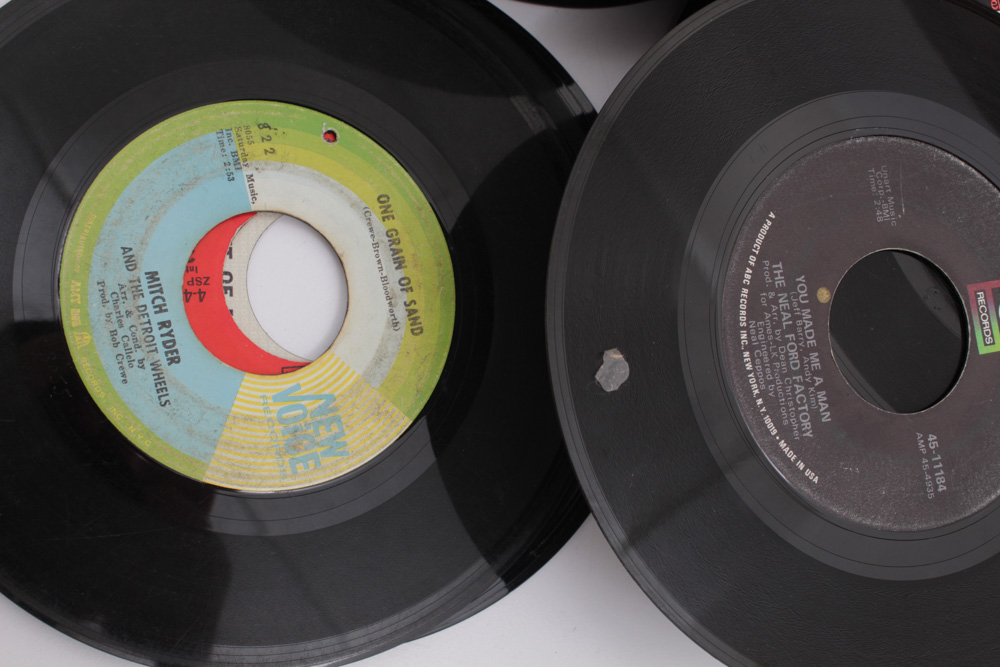 Vintage 45s Featuring Madonna, Blondie, Emmy Lou Harris, Perry Como