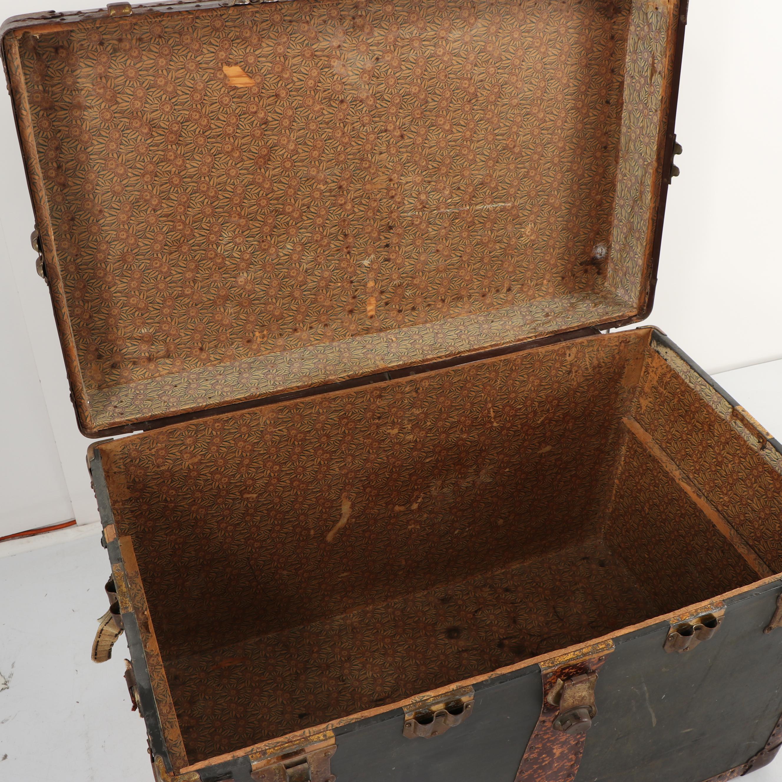 Vintage Steamer Trunk with Mottled Accents