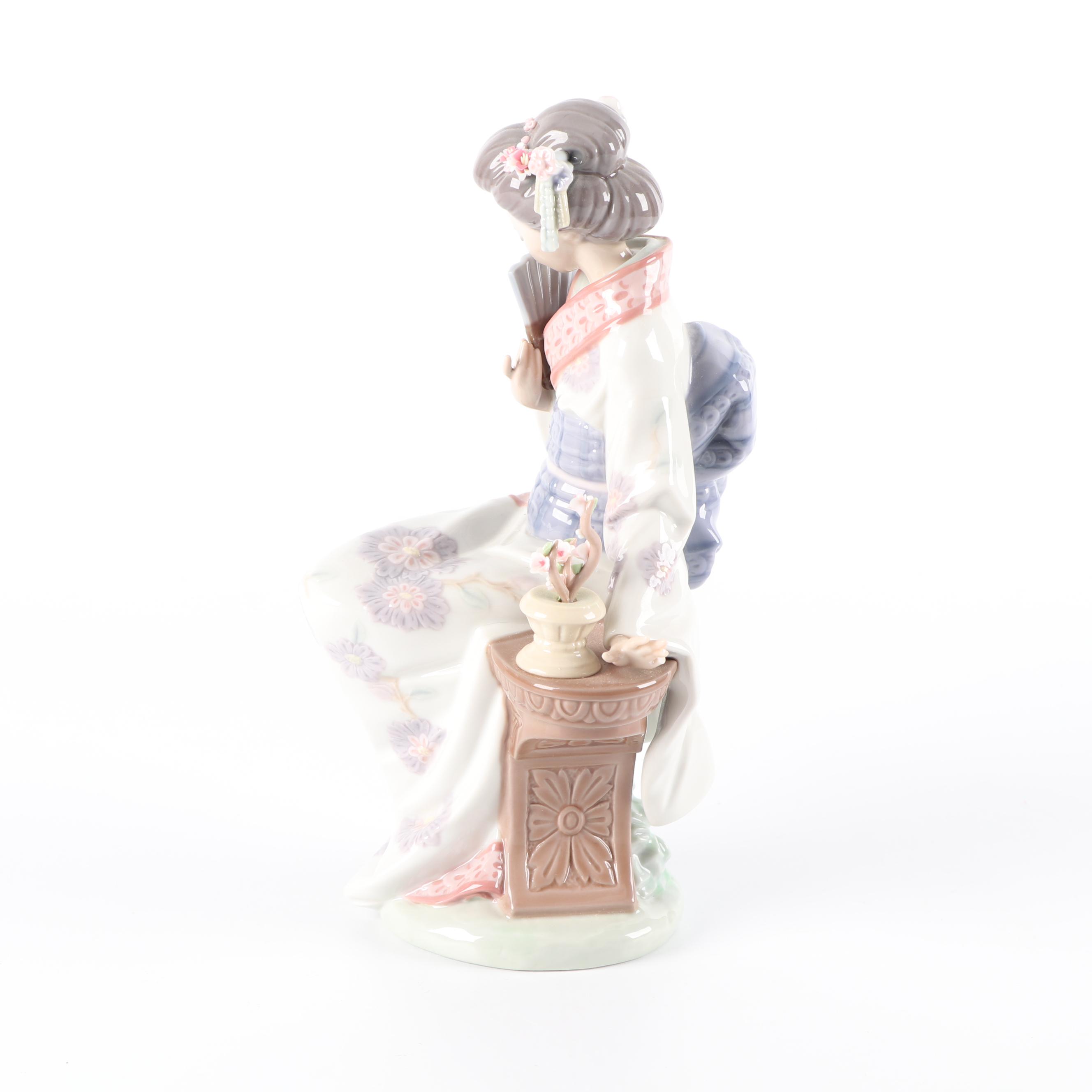 1985 Lladró "Nippon Lady" Porcelain Figurine