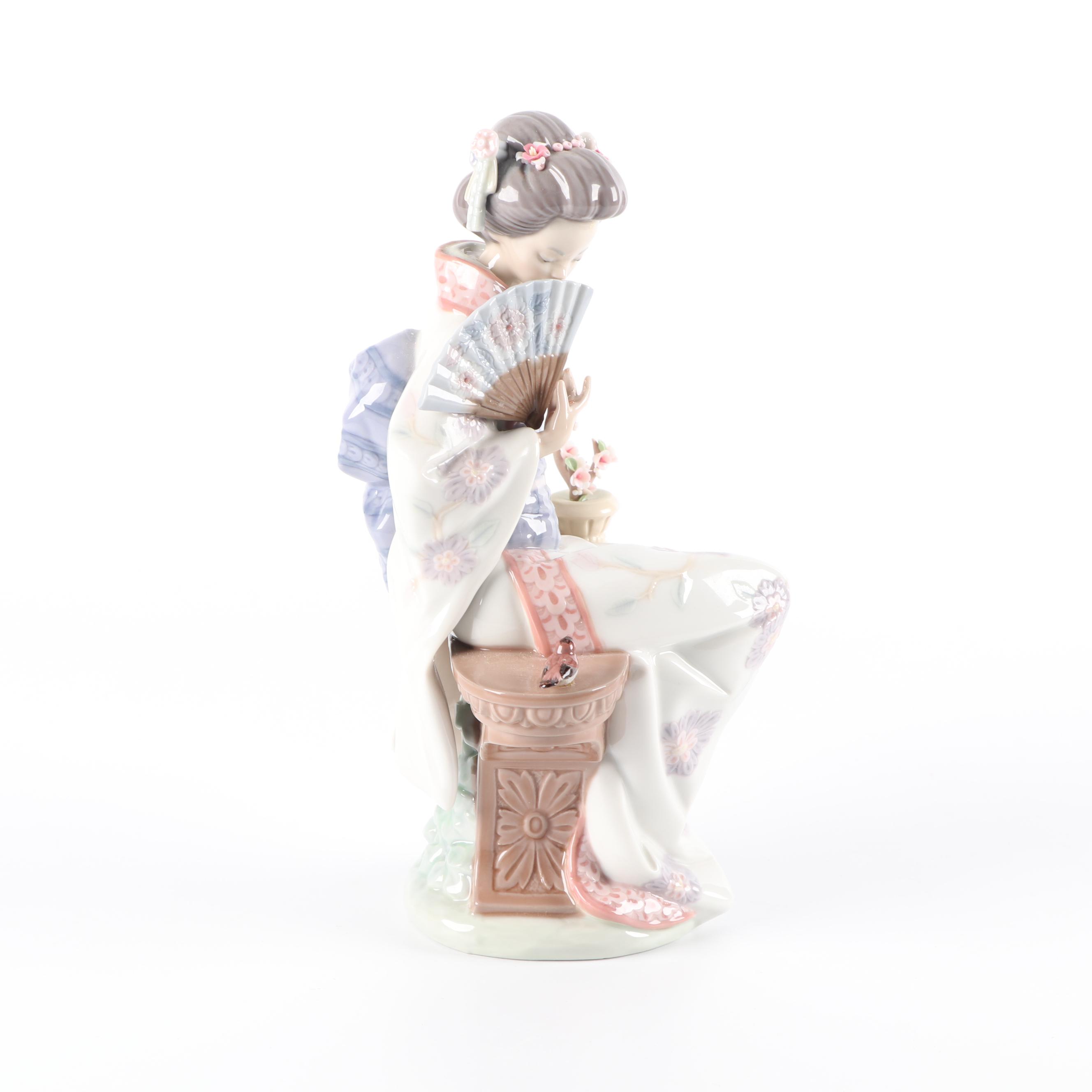 1985 Lladró "Nippon Lady" Porcelain Figurine