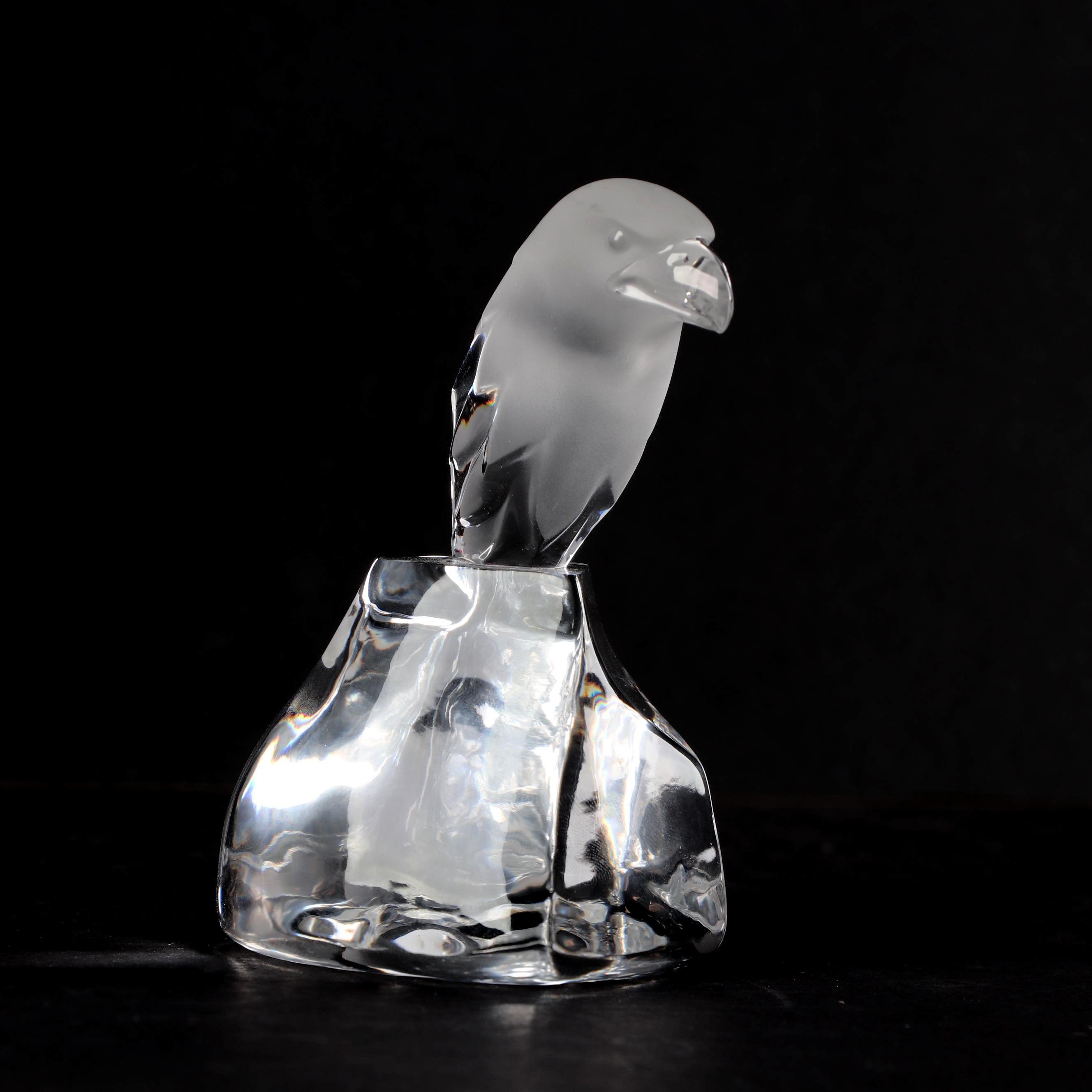 Frosted Crystal Eagle Head Figurine