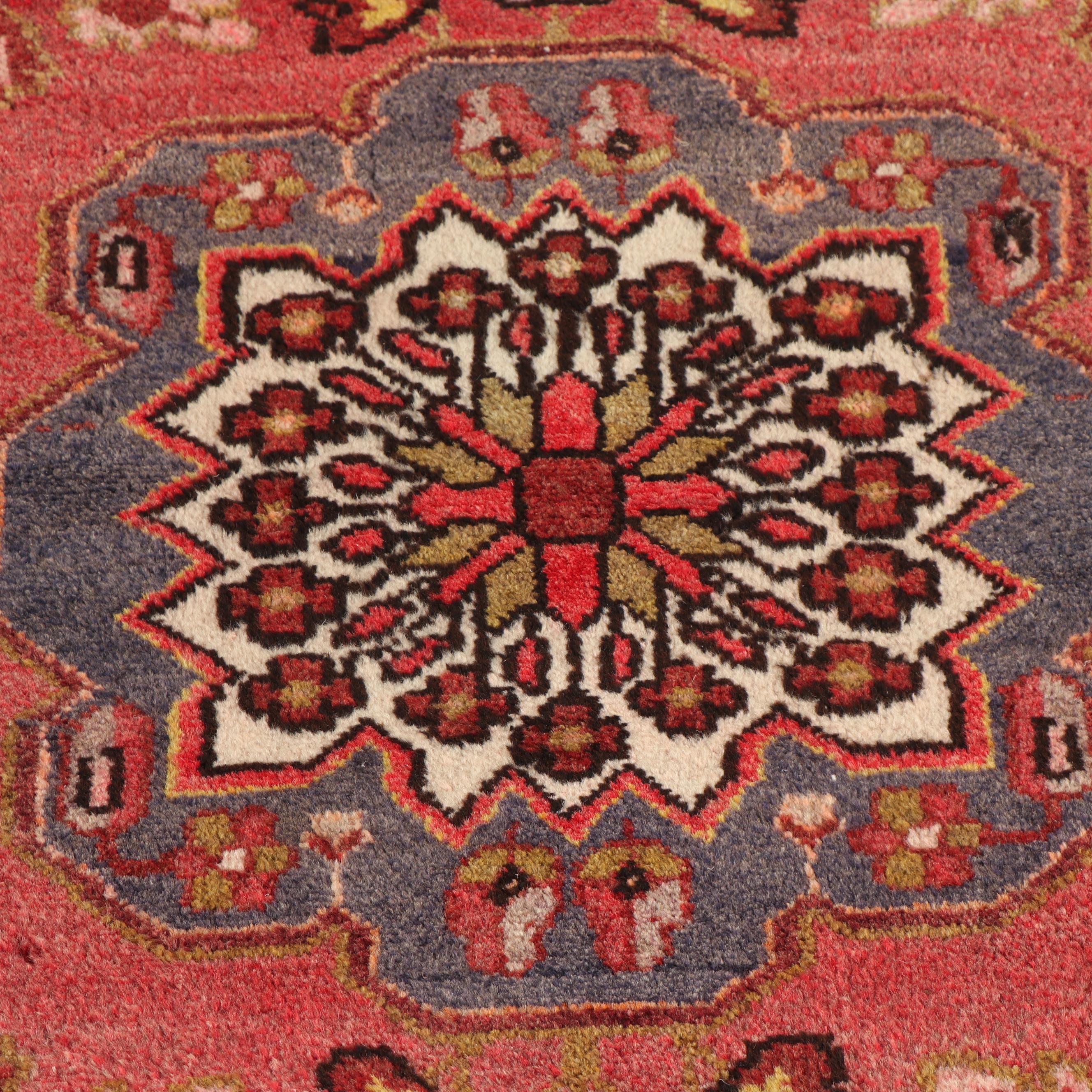 Hand-Knotted Persian Heriz Wool Accent Rug