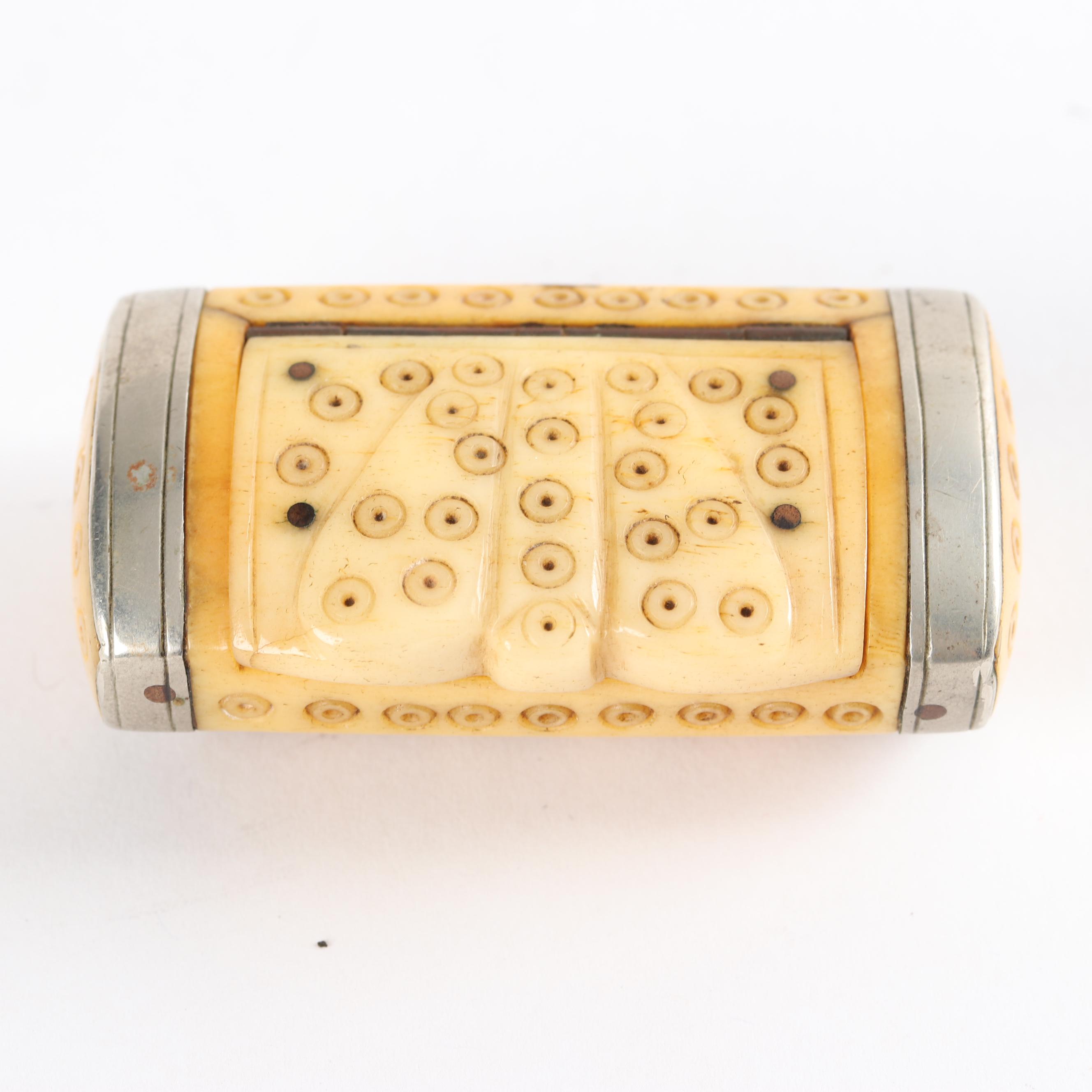 Chinese Snuff Bottles and Bone Snuff Box