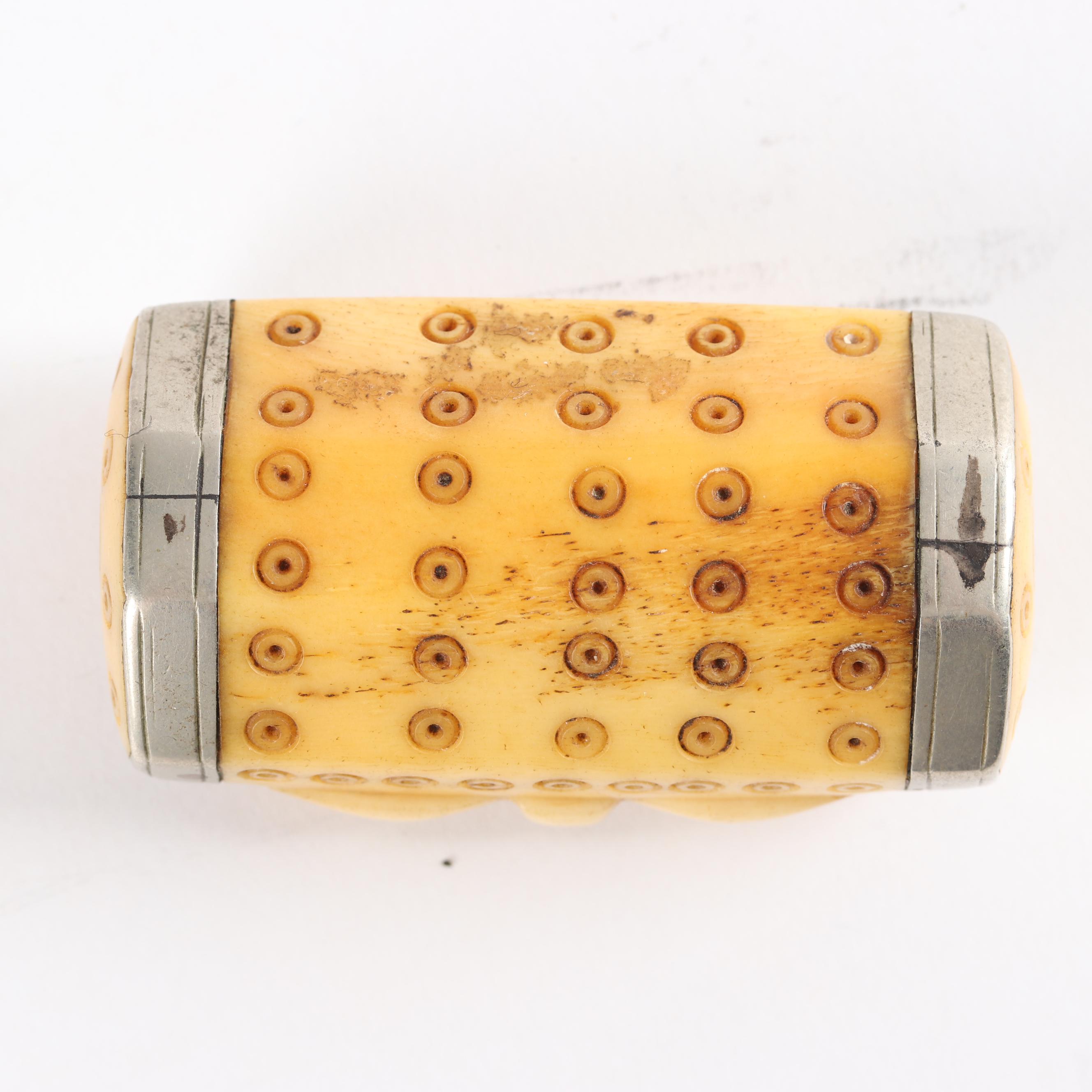 Chinese Snuff Bottles and Bone Snuff Box