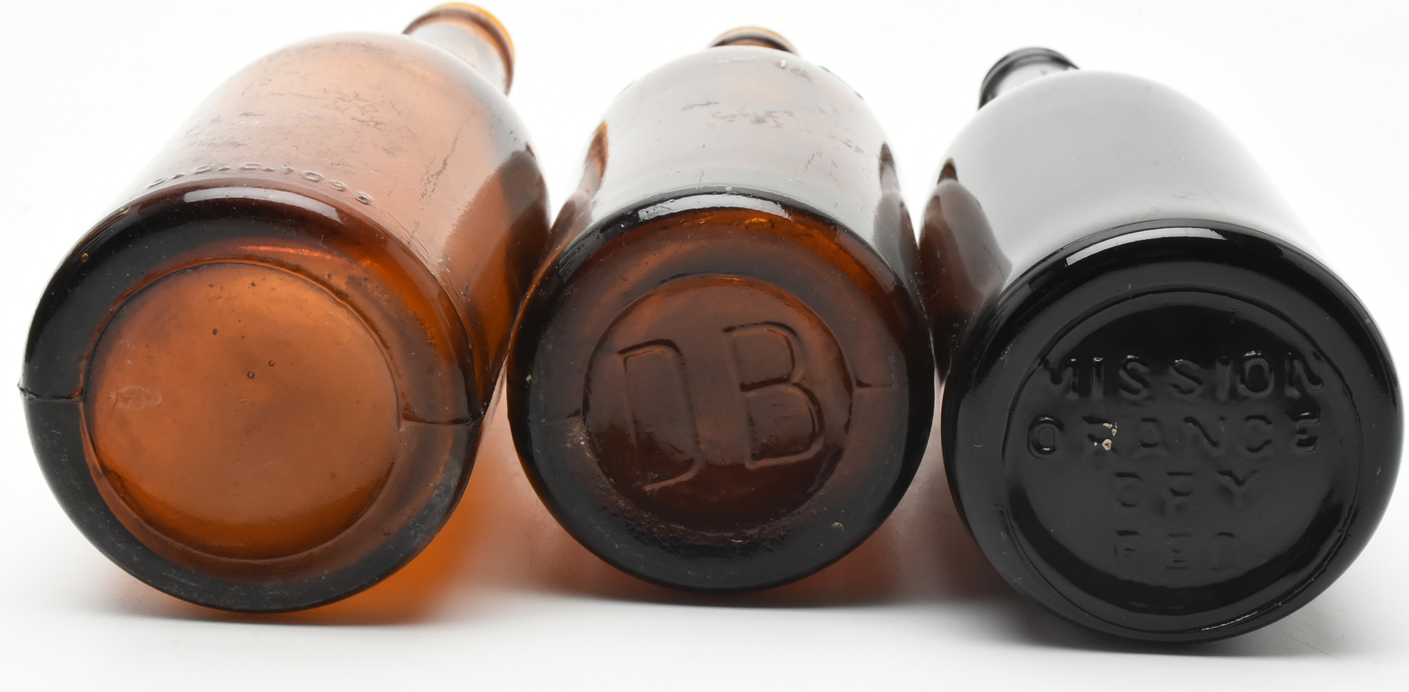 Antique Circa 1890 Amber Beer Bottles and Split Oak Basket