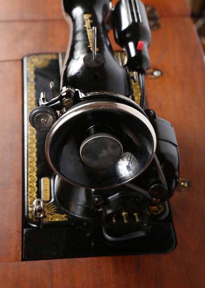 Circa 1938 Singer Sewing Machine