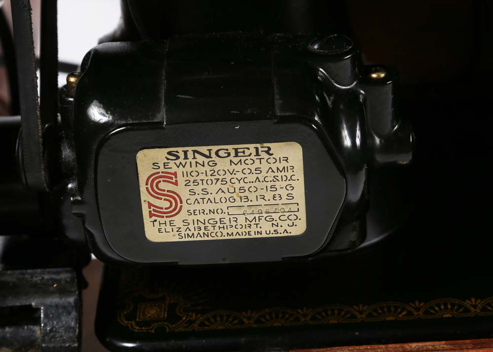 Circa 1938 Singer Sewing Machine