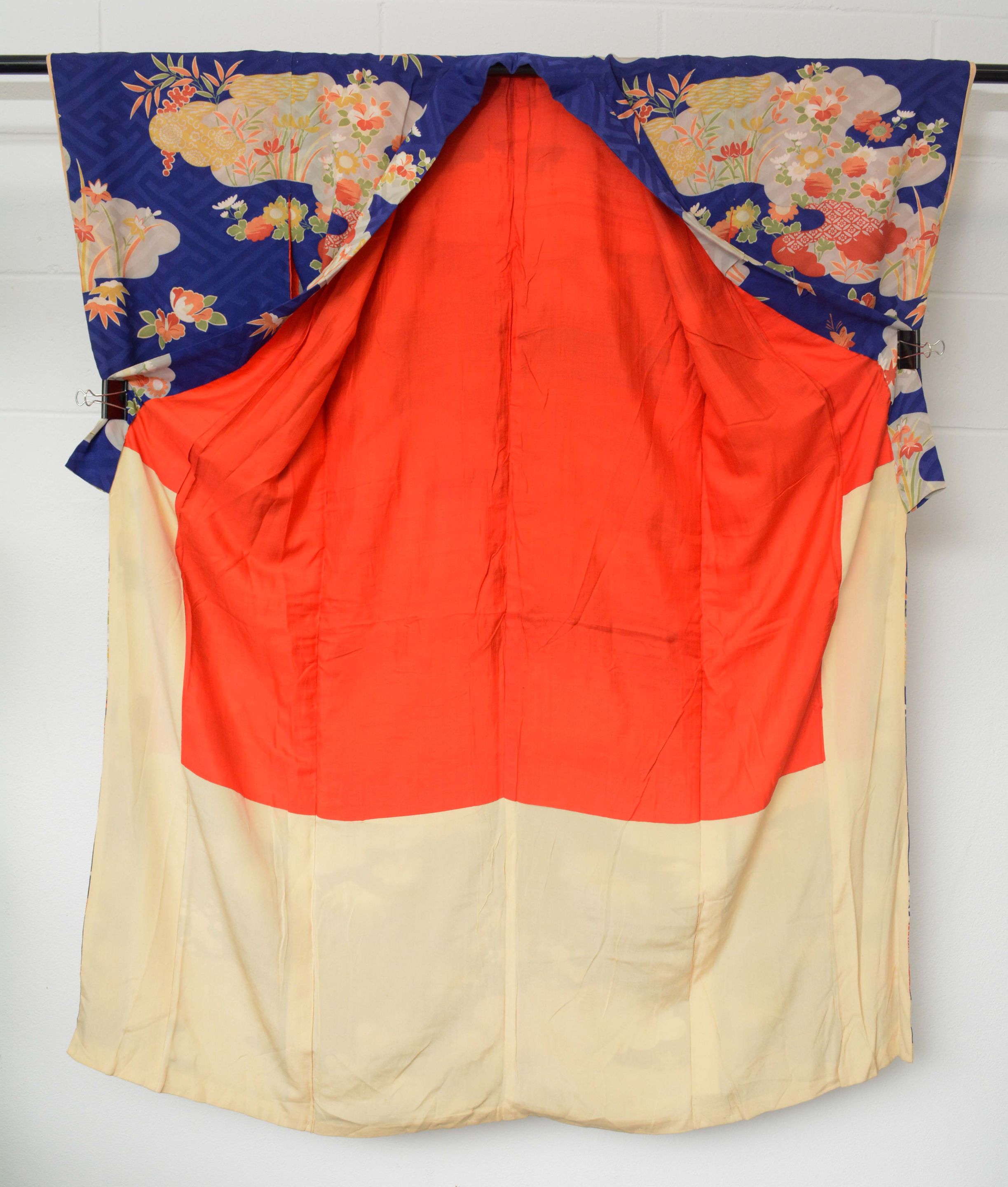 Circa 1915 Antique Japanese Handwoven Silk Damask Komon Kimono