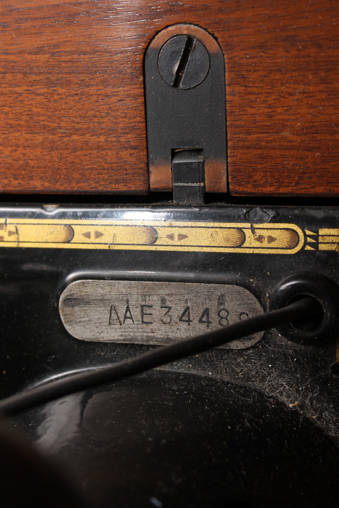 Free-Westinghouse Deluxe Rotary Sewing Machine Table and Sewing Supplies