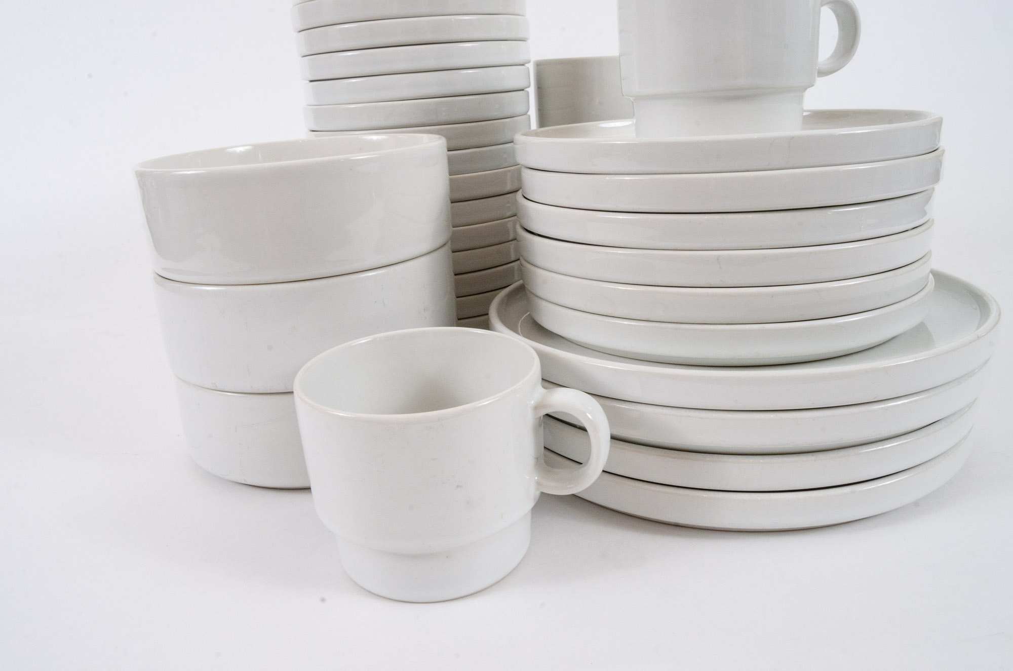Mid-Century Modern Bauhaus "Trend Pacific" Stoneware Dinnerware, Circa 1960s