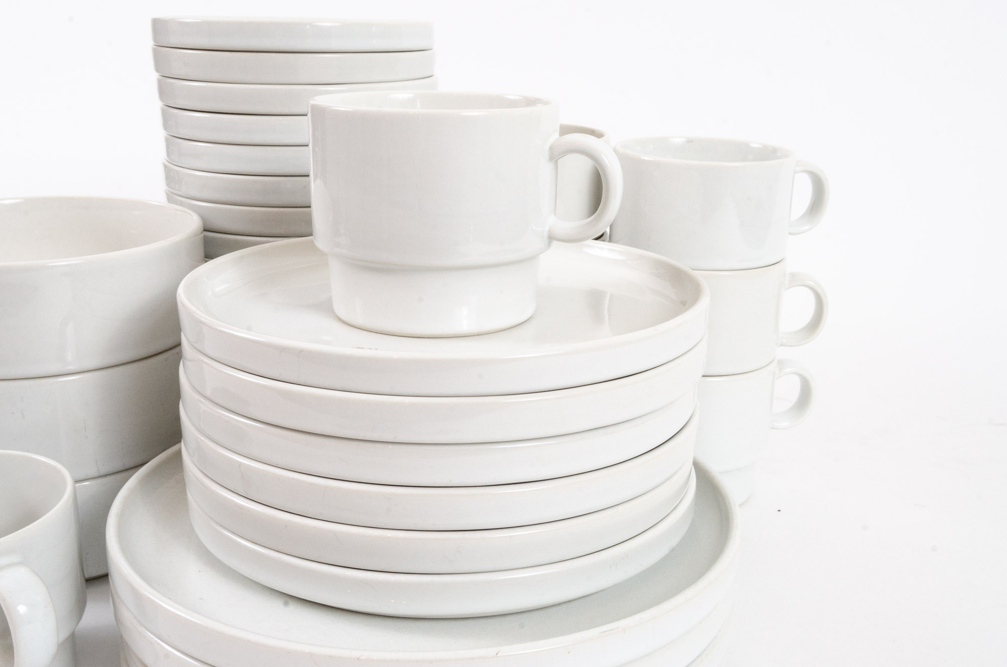 Mid-Century Modern Bauhaus "Trend Pacific" Stoneware Dinnerware, Circa 1960s