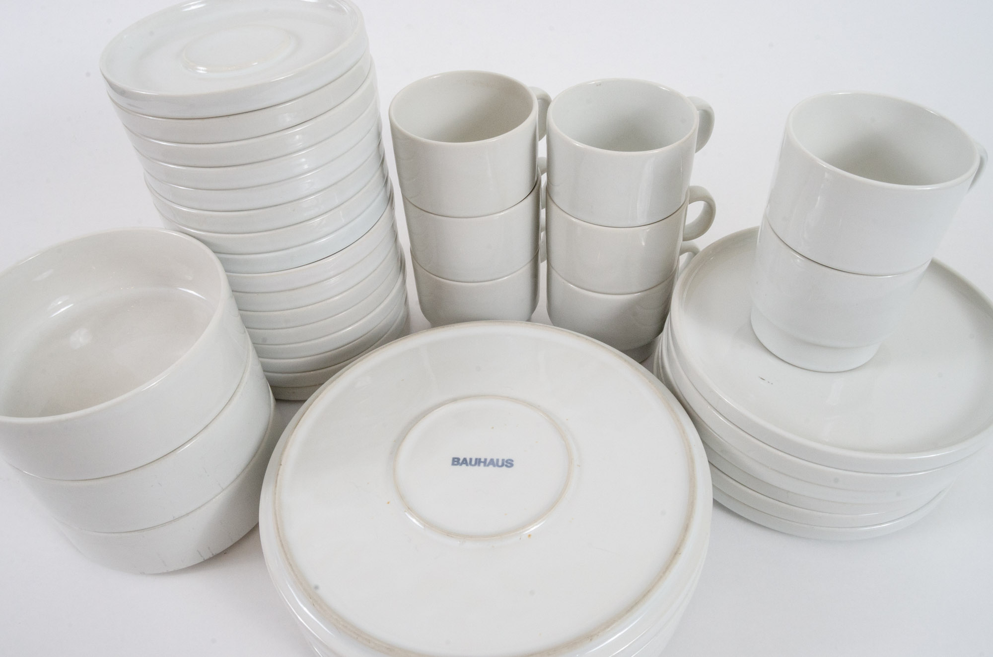 Mid-Century Modern Bauhaus "Trend Pacific" Stoneware Dinnerware, Circa 1960s