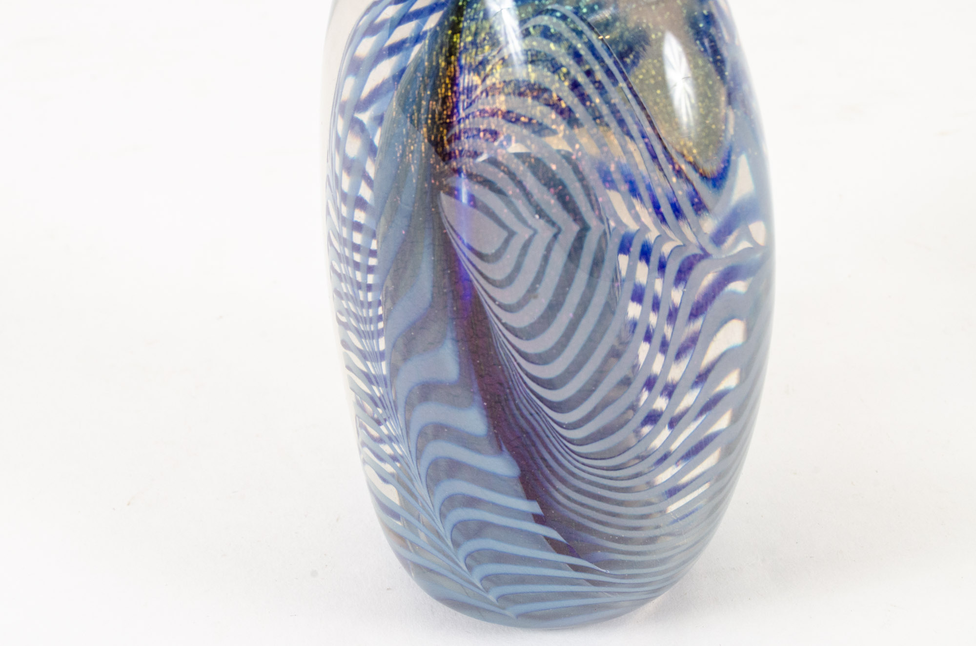 Robert Eickholt Signed Art Glass Paperweight, 1986