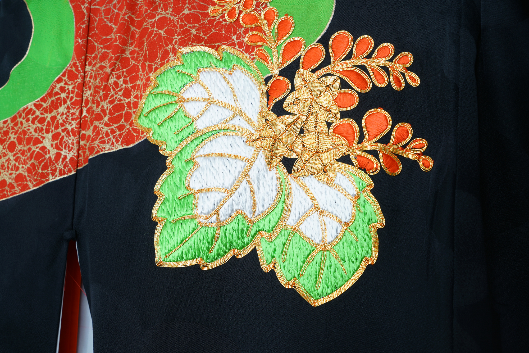 Circa 1950s Vintage Japanese Handwoven Silk Damask Kakashita Kimono