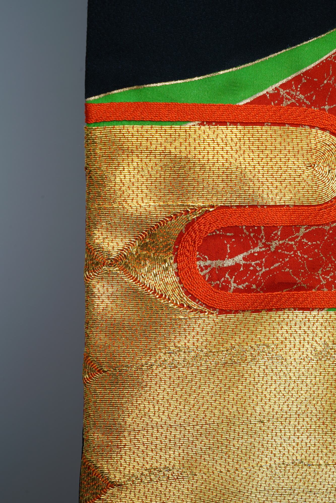 Circa 1950s Vintage Japanese Handwoven Silk Damask Kakashita Kimono