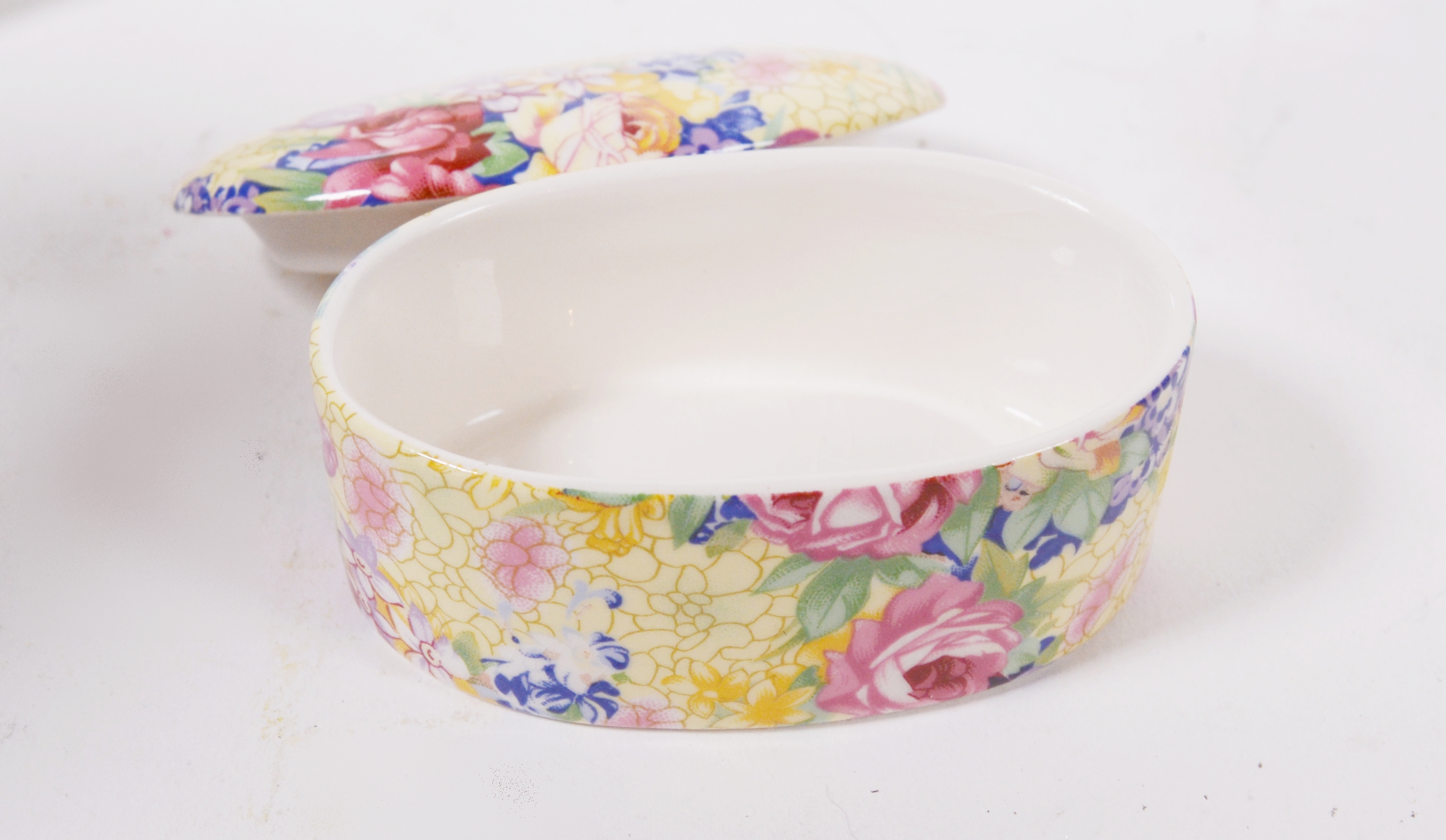 Collection of Porcelain Serveware and Decor Including Noritake