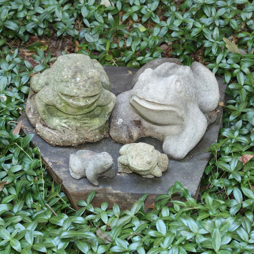 Concrete Frog Lawn Statues