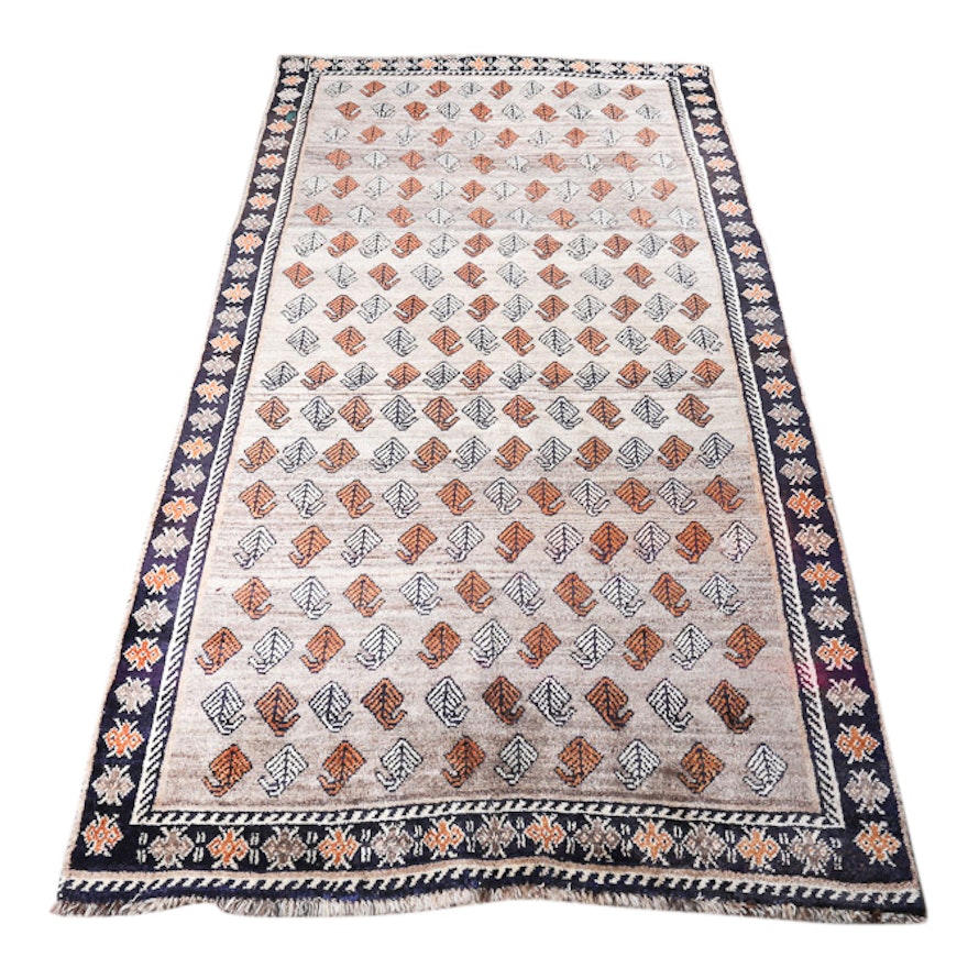 Hand Knotted Persian Qashqai Wool Rug