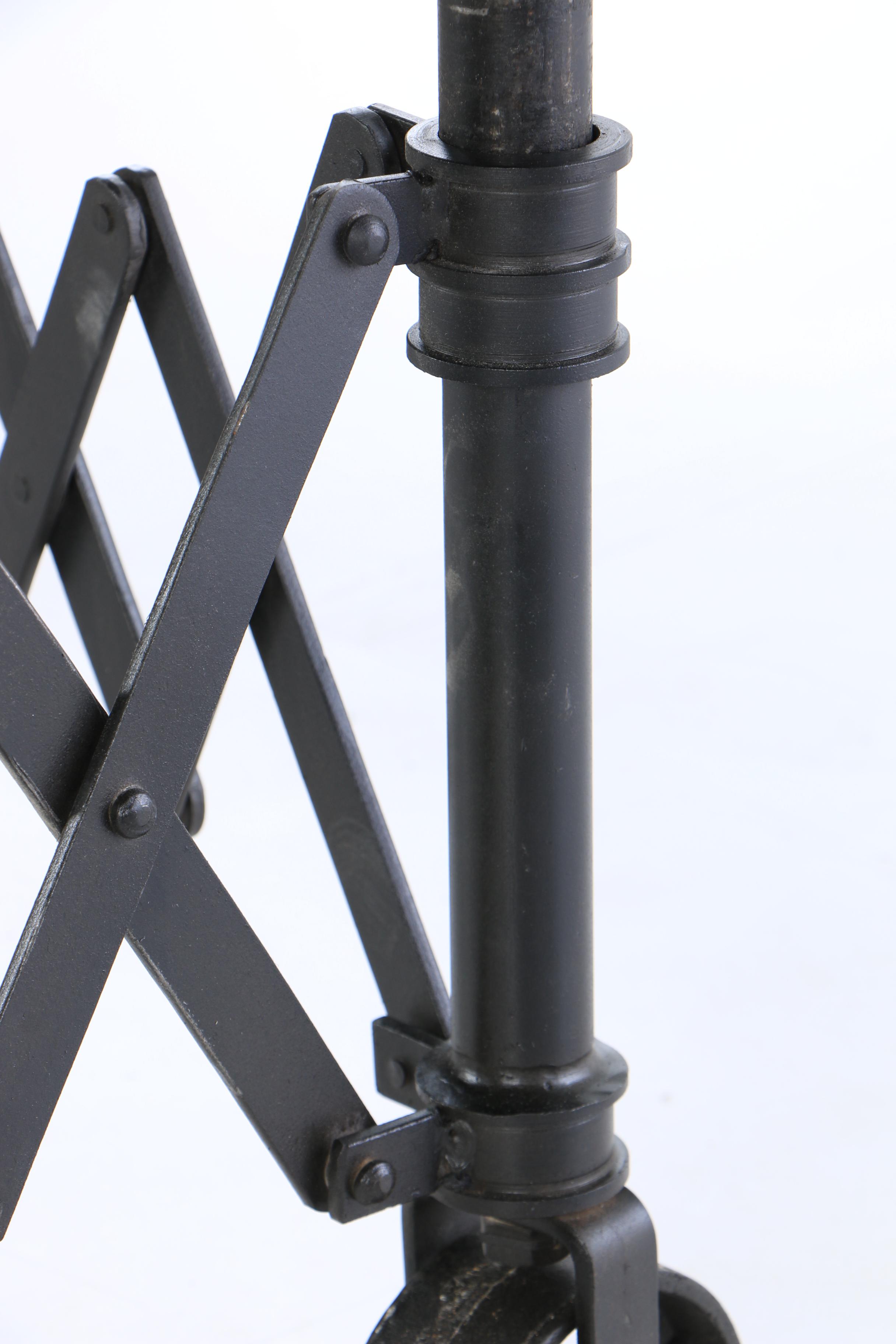 Adjustable Base Gurney Table with Glass Top