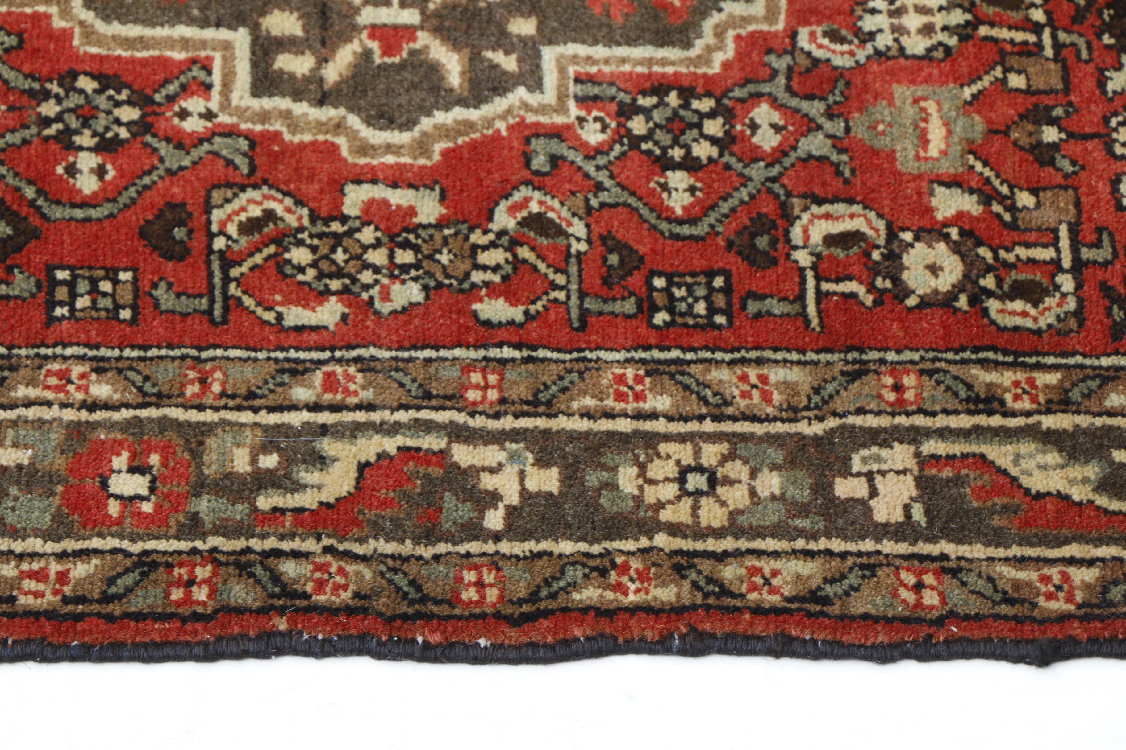 Hand-Knotted Persian Malayer Wool Carpet Runner