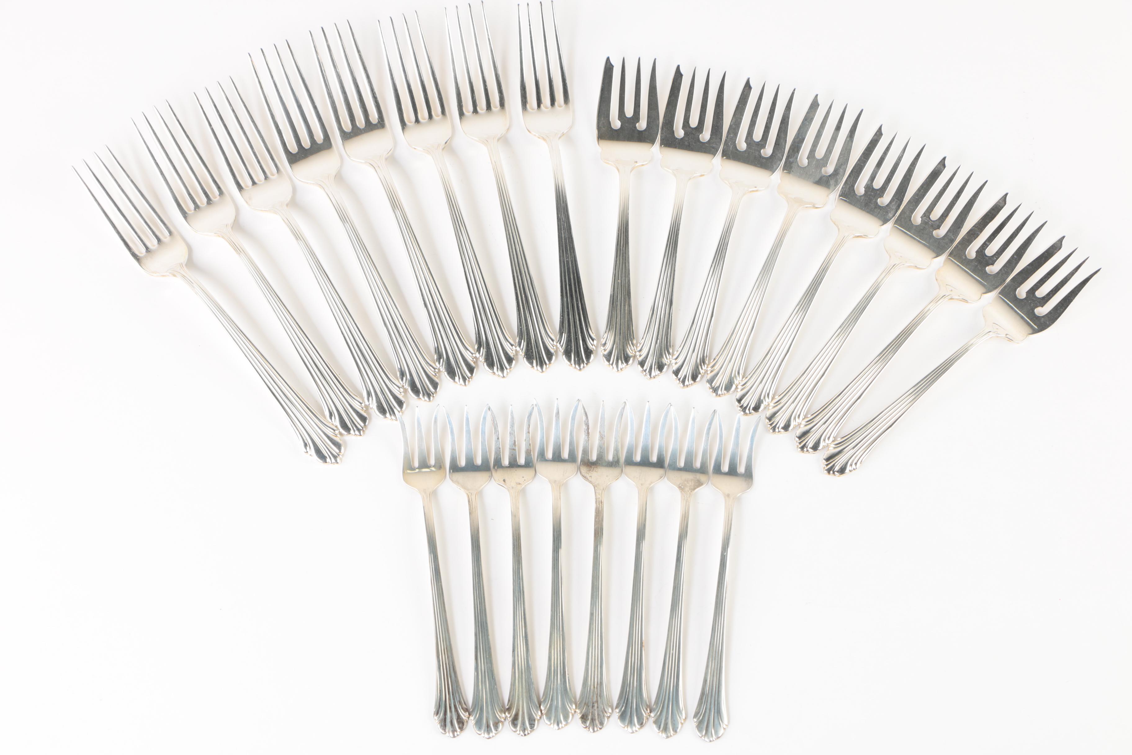 The Stieff Co. "Homewood" Sterling Silver Flatware Set with Naken's Chest