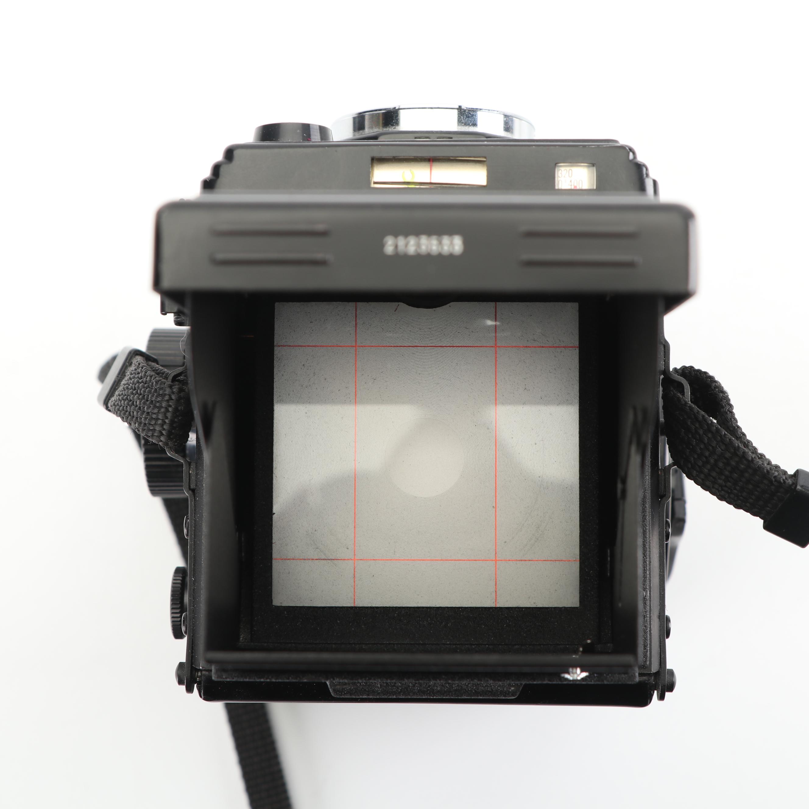 Yashica Medium Format TLR Camera MAT-124G