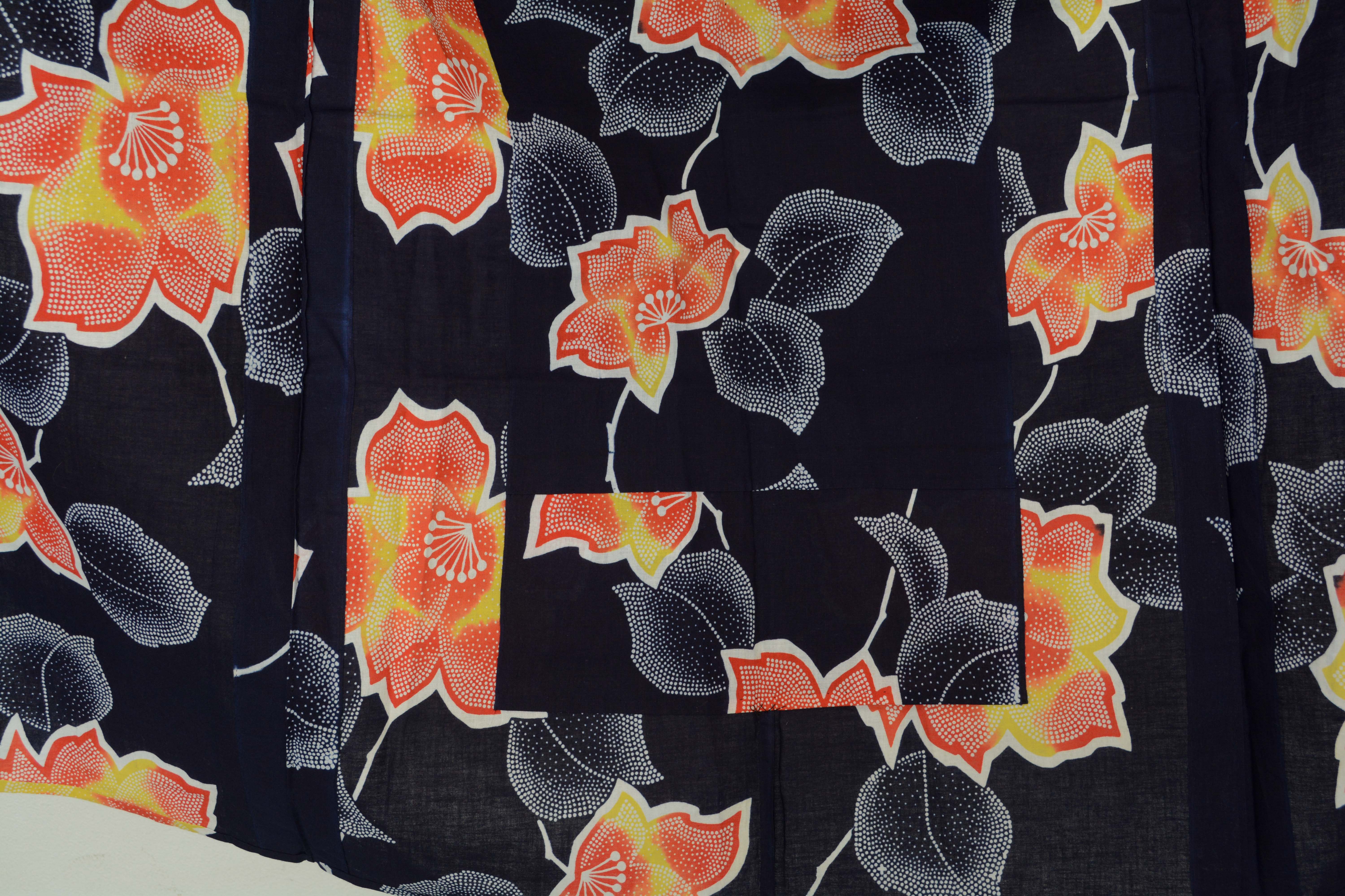 Circa 1960s Vintage Japanese Handwoven Cotton Yukata