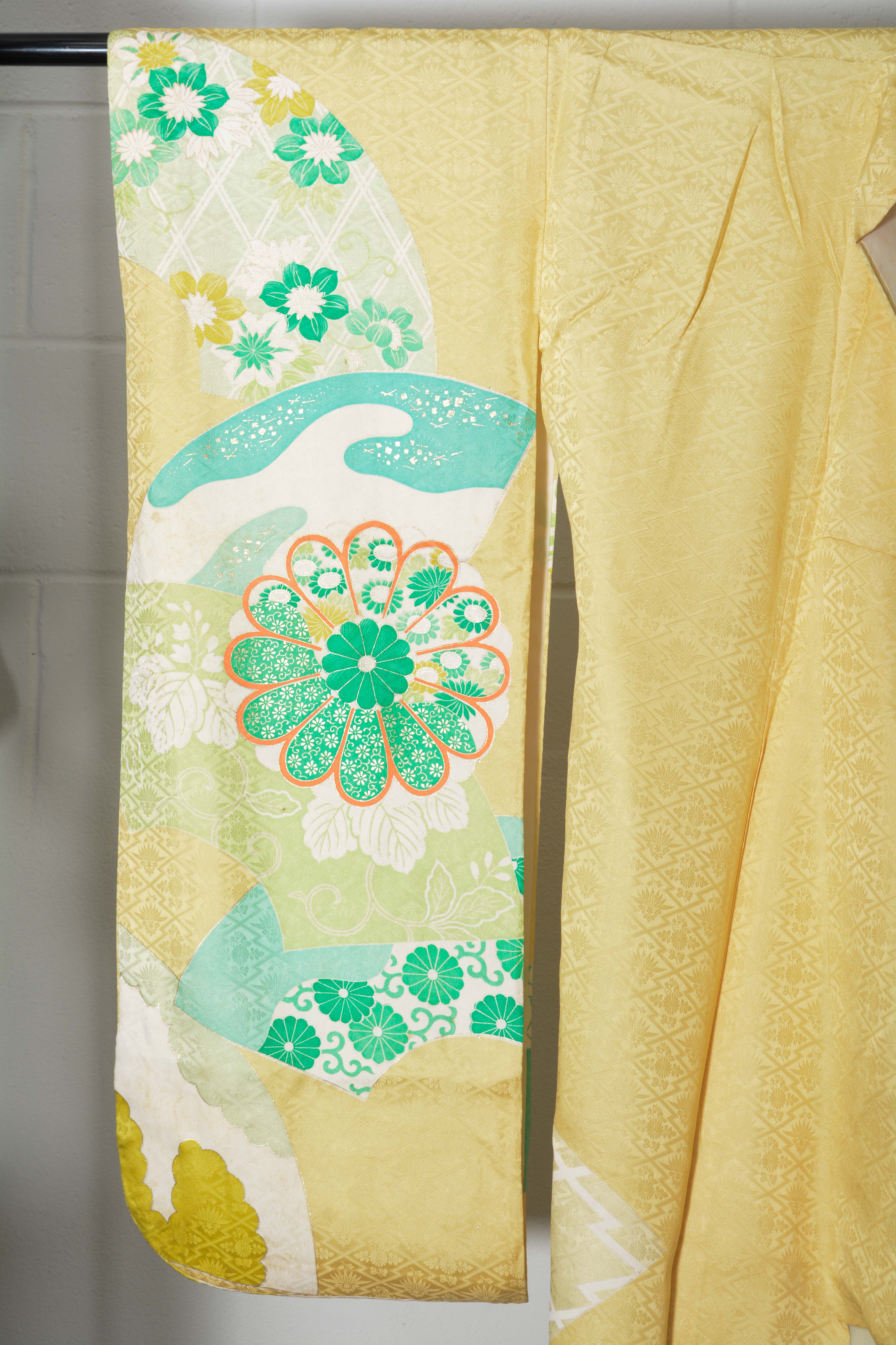 Circa 1940s Vintage Japanese Handwoven Silk Damask Furisode Kimono