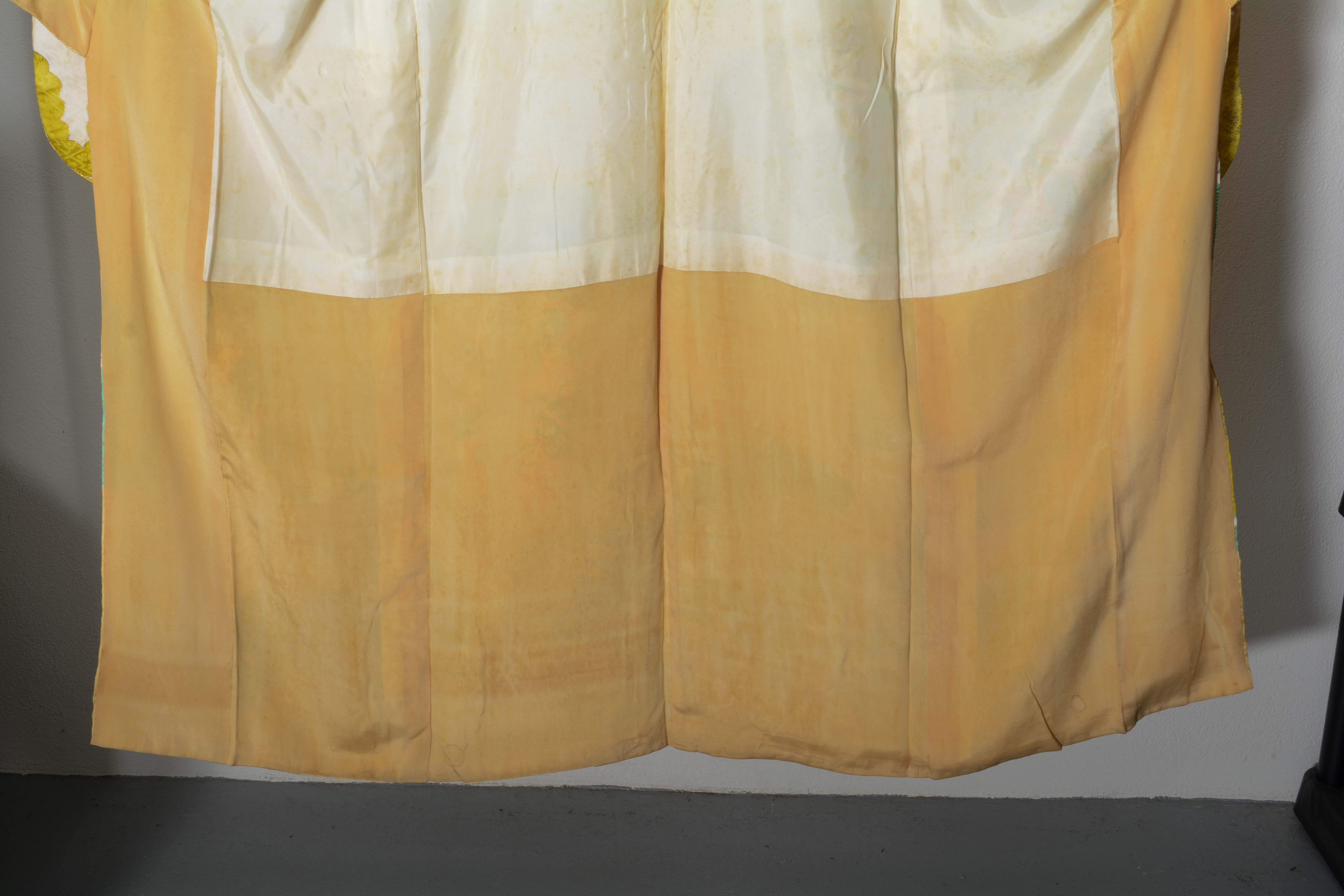 Circa 1940s Vintage Japanese Handwoven Silk Damask Furisode Kimono