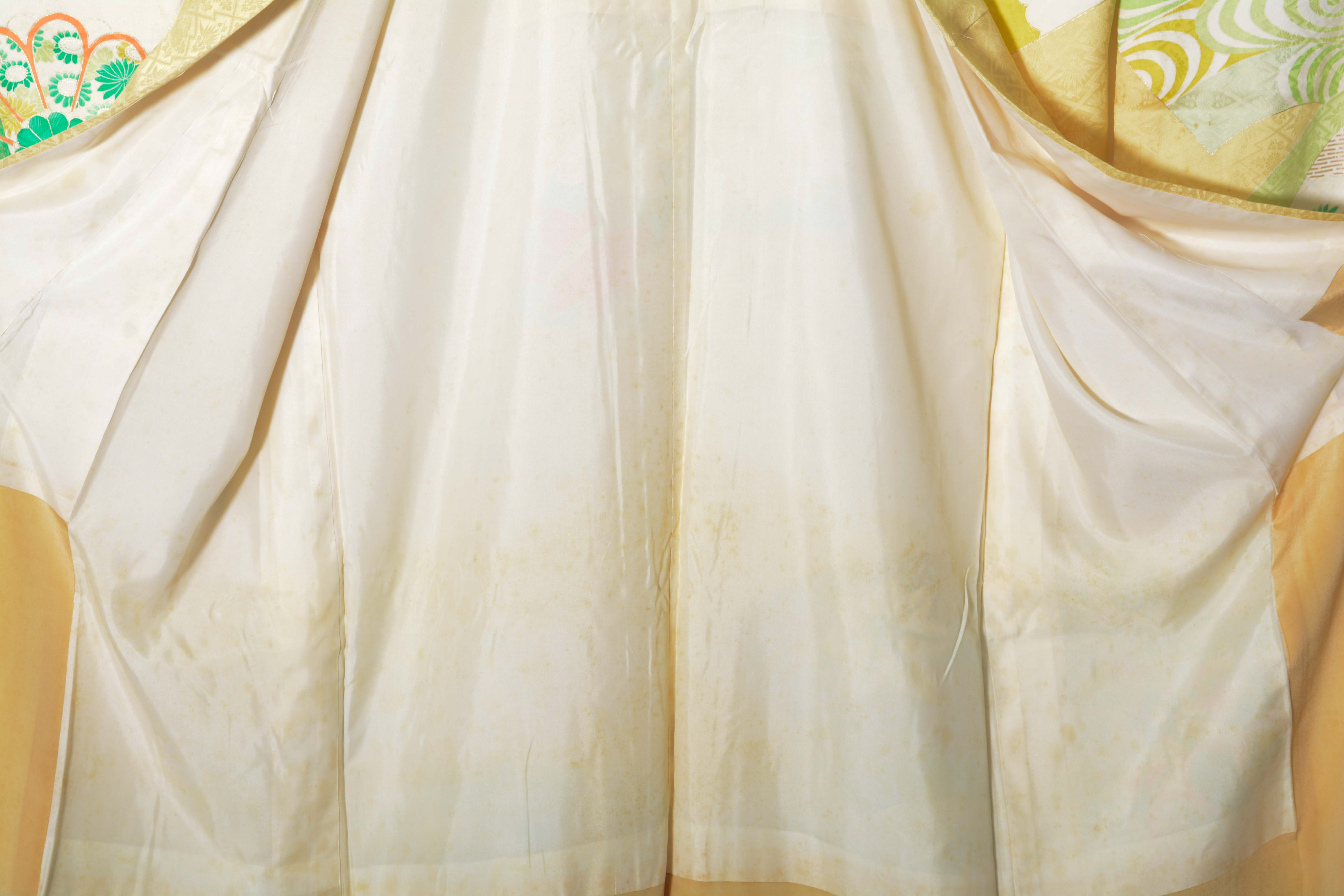 Circa 1940s Vintage Japanese Handwoven Silk Damask Furisode Kimono