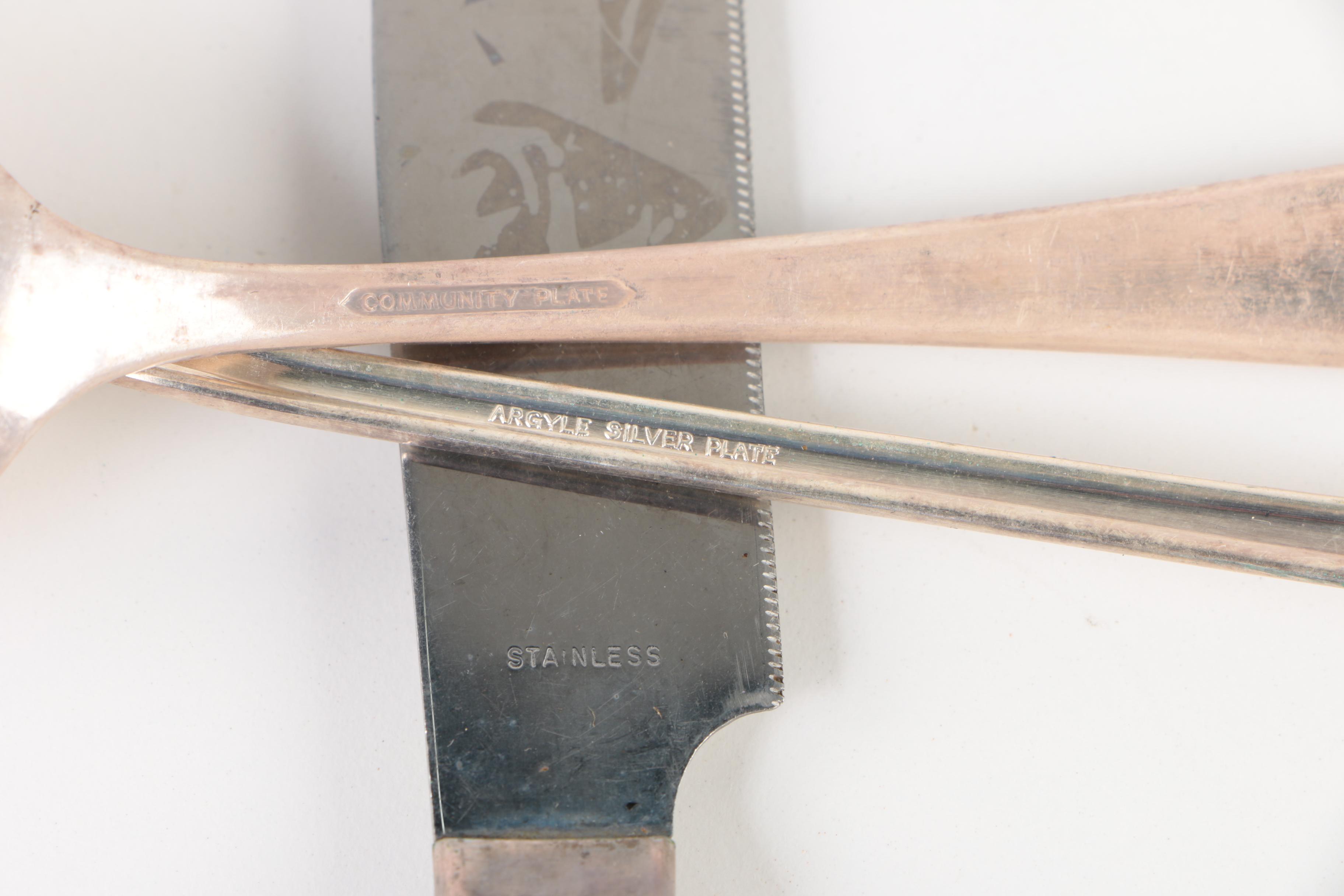 Vintage Wm. A. Rogers "Flowertime" Silver Plate Flatware Set with Chest