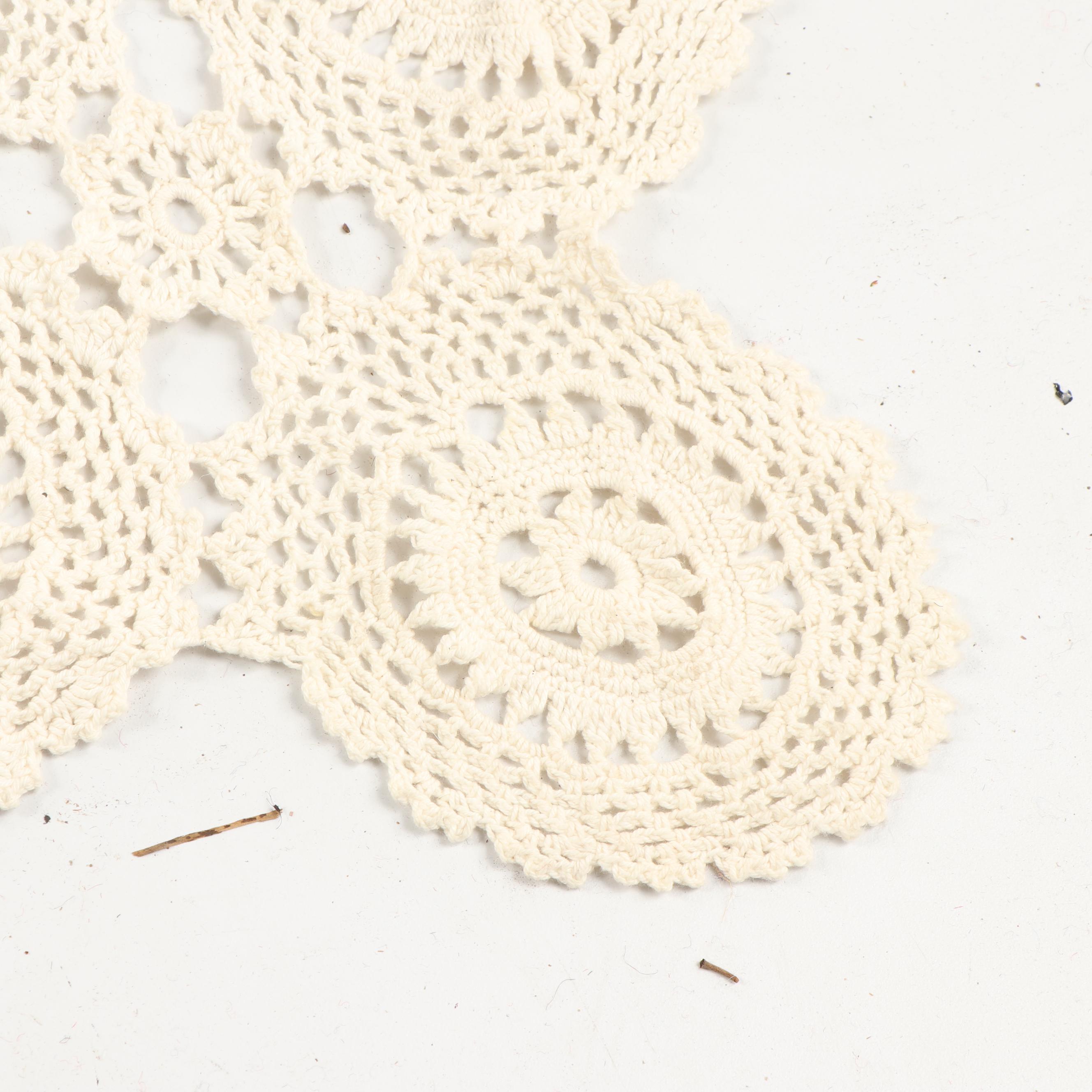 Vintage "Wagon Wheel" Hand Crocheted Tablecloth