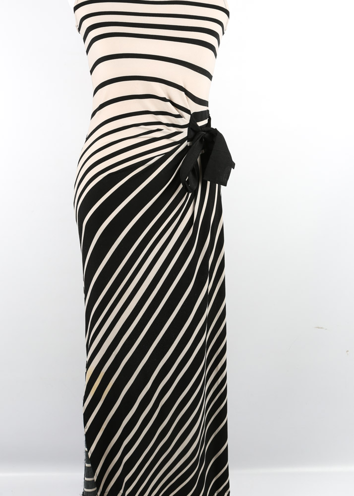 Women's Sleeveless Dresses including Under.Ligne by Doo.Ri and Mary. L Couture